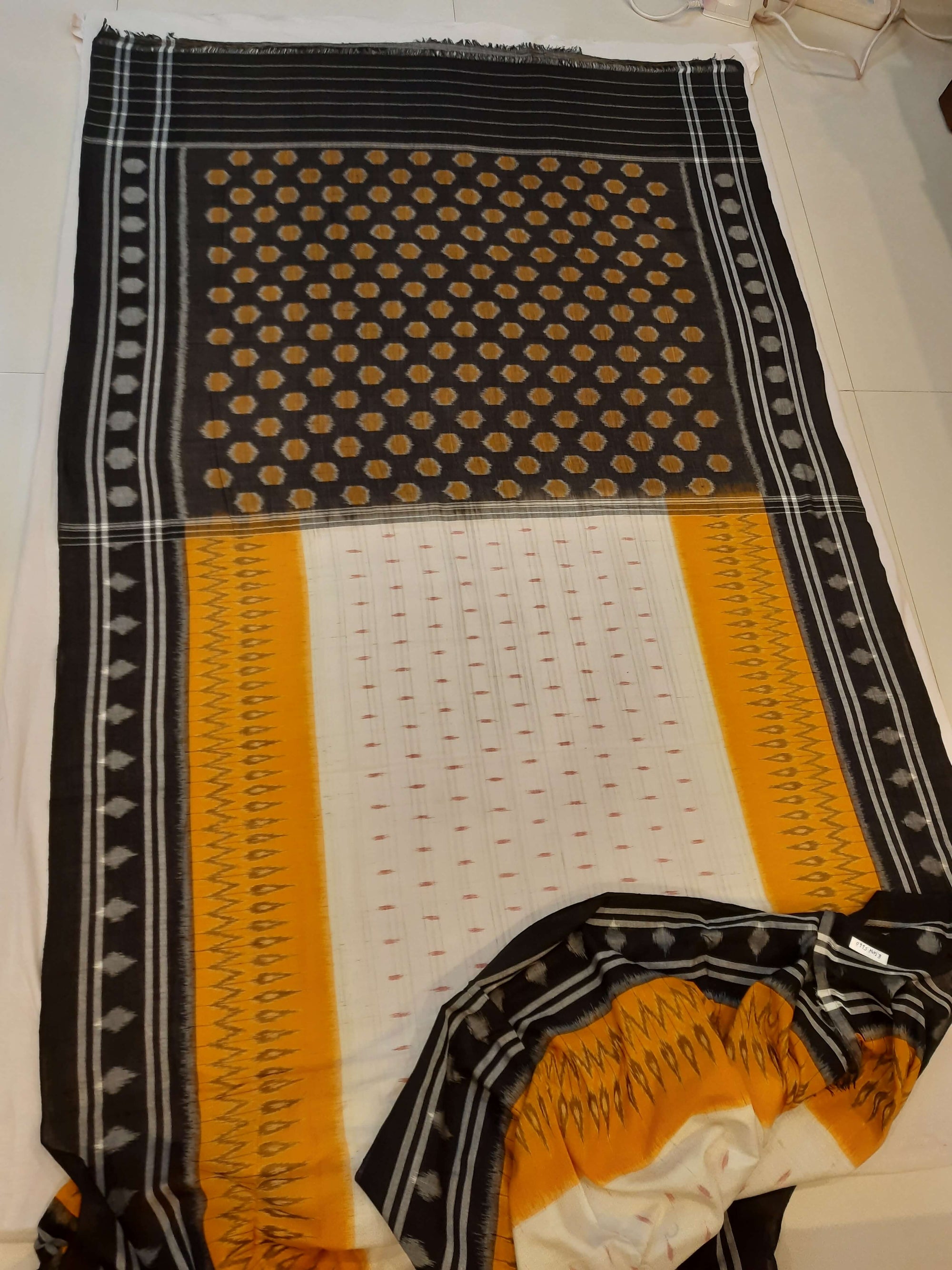 Off-white Cotton Odisha Ikat saree  with mix match cotton ikat blouse piece