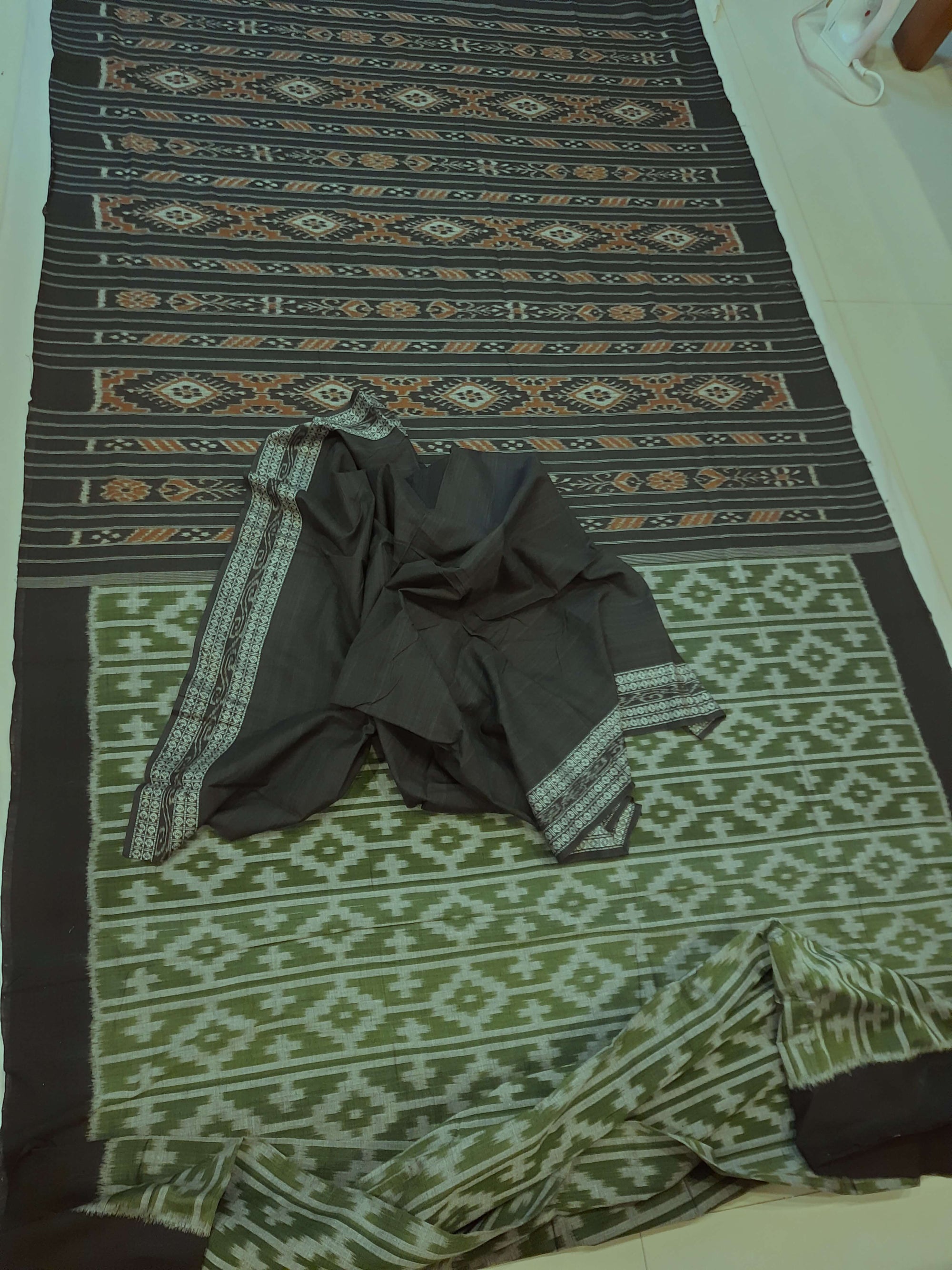 Green Cotton Odisha Ikat saree with mix match cotton ikat blouse piece