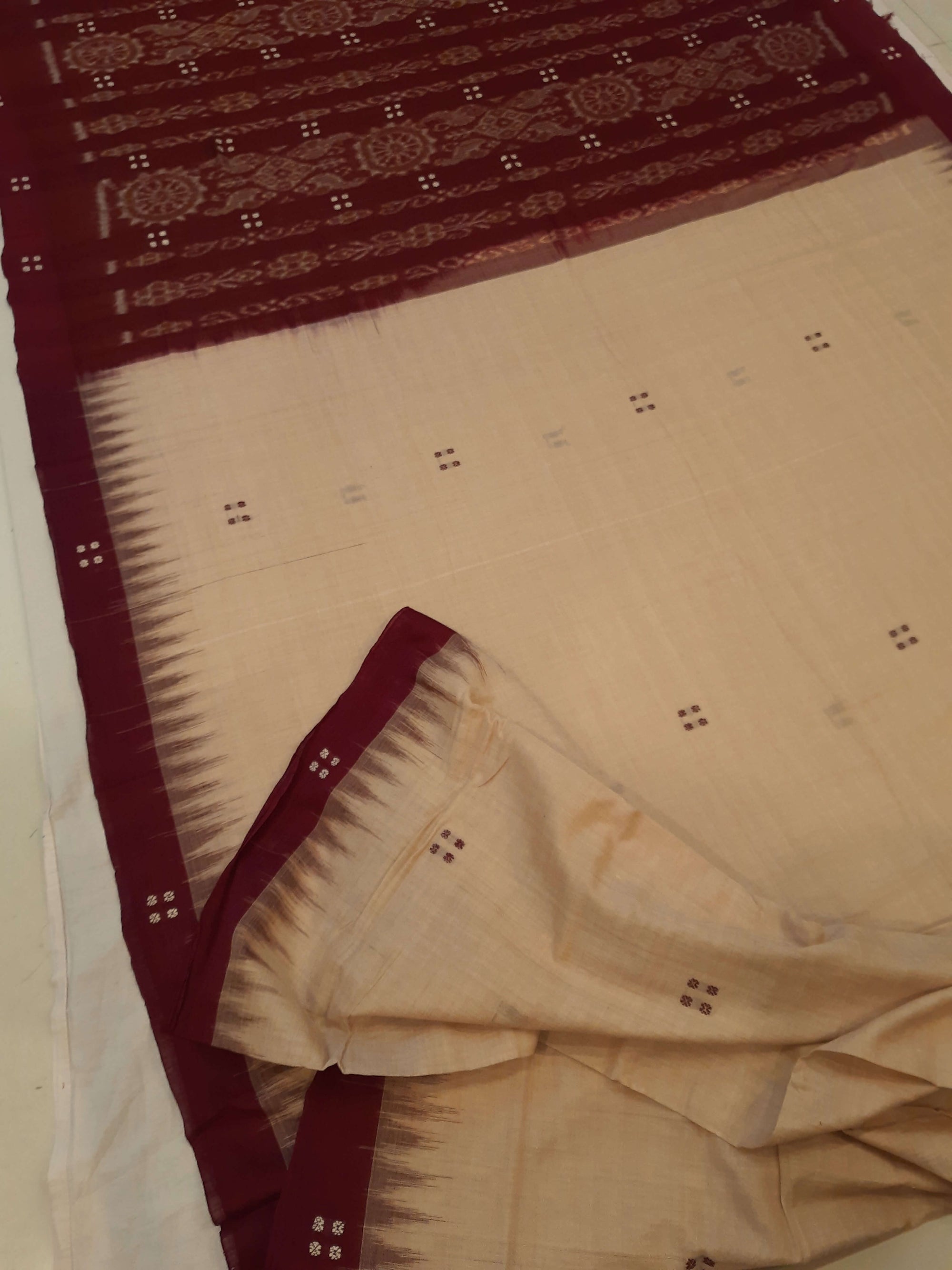Beige Cotton Odisha Ikat saree with mix match cotton Sambalpuri ikat blouse Piece