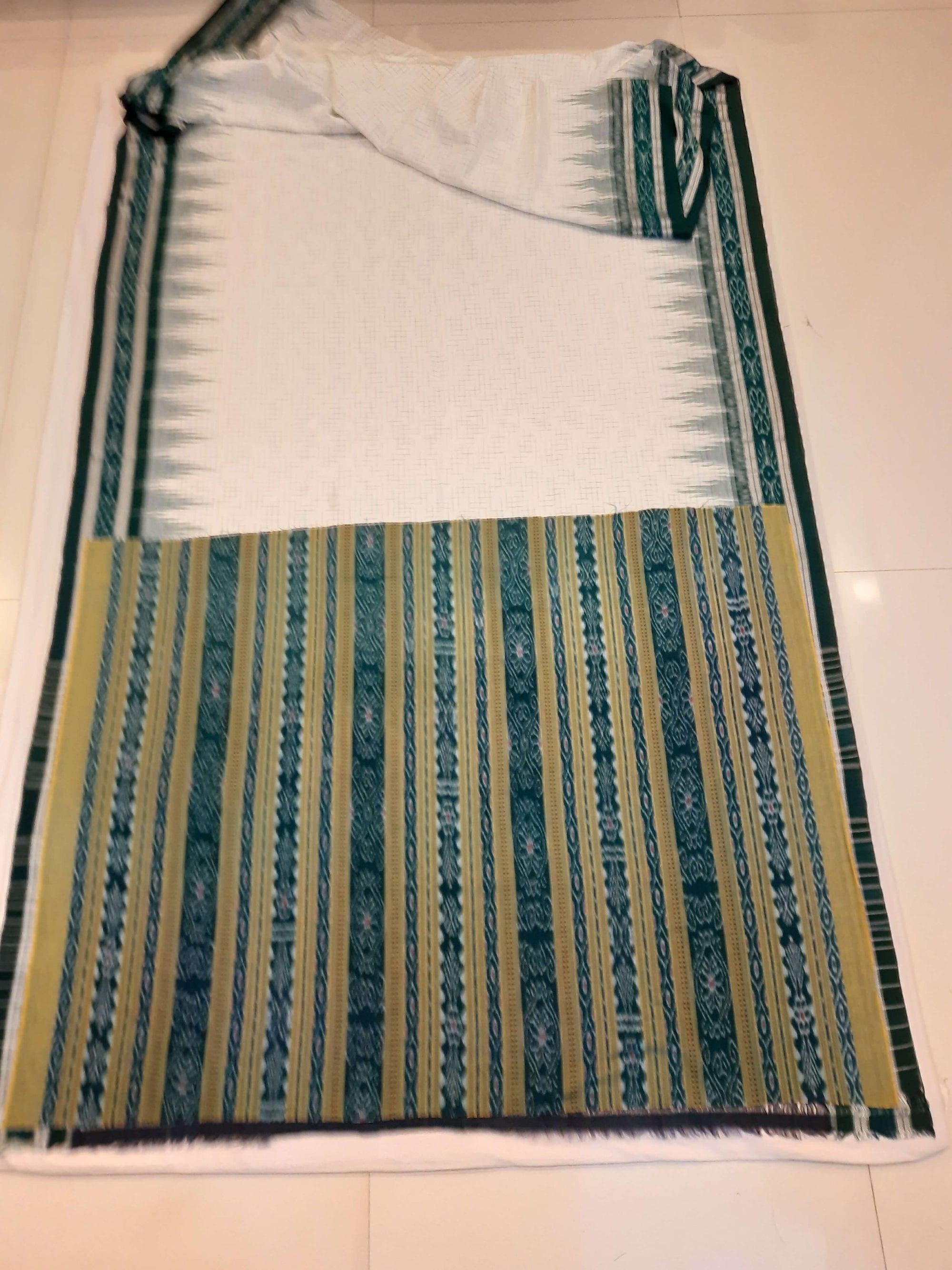 White with Green Cotton Odisha Ikat saree with mix match cotton ikat blouse piece