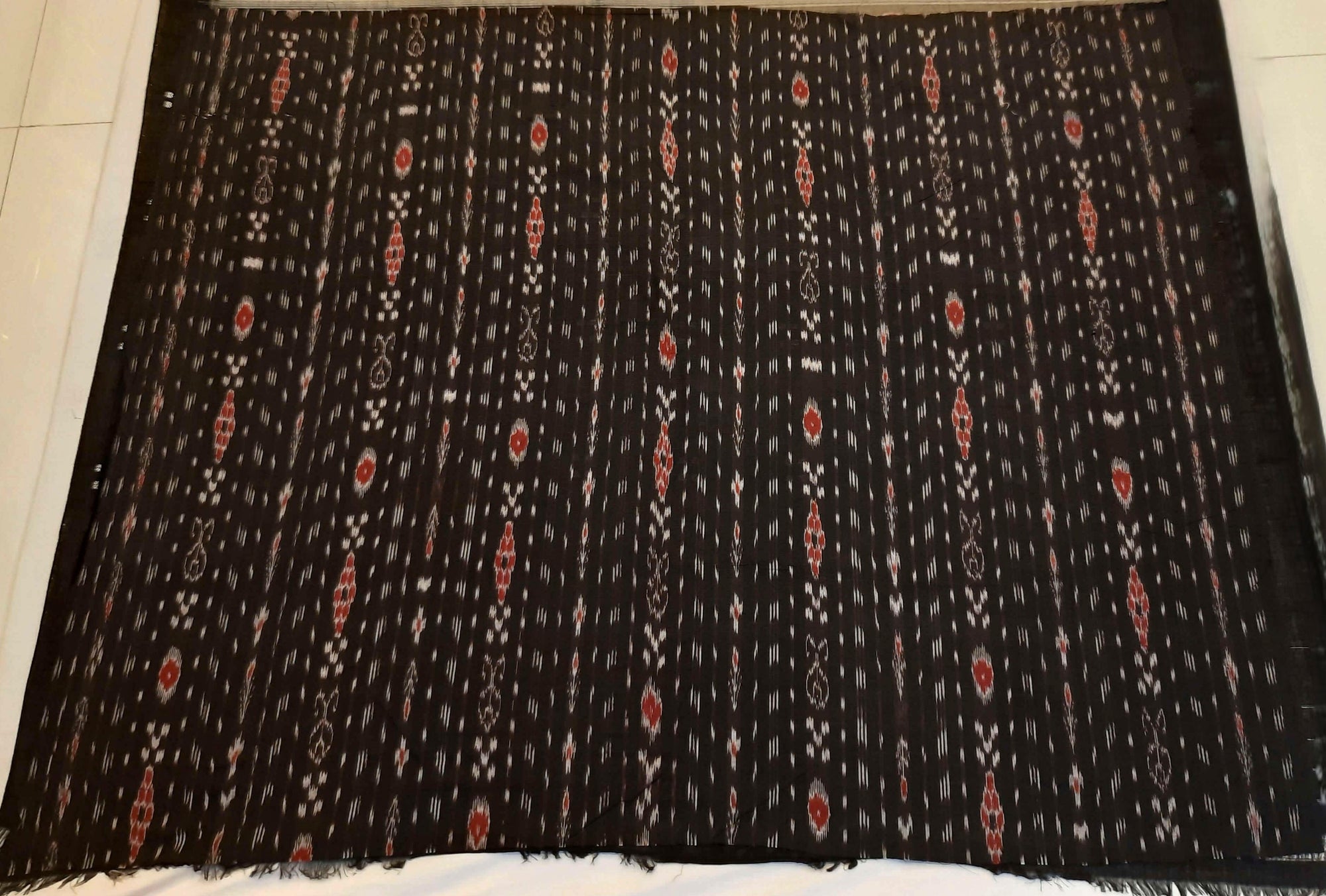 Red Ekphulia Pattern Odisha Ikat Cotton Saree with cotton ikat blouse piece