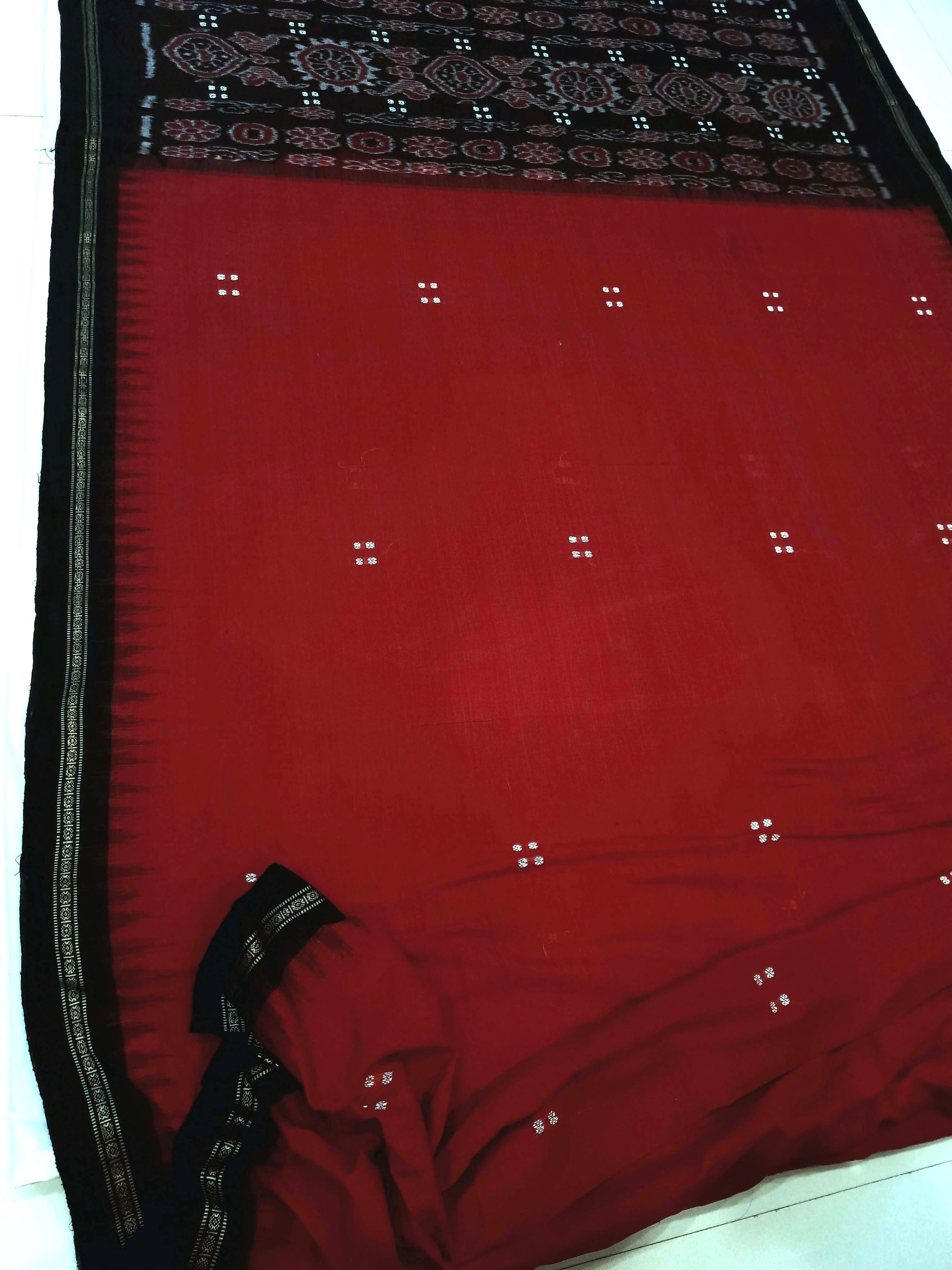 Red Ekphulia Pattern Odisha Ikat Cotton Saree with cotton ikat blouse piece