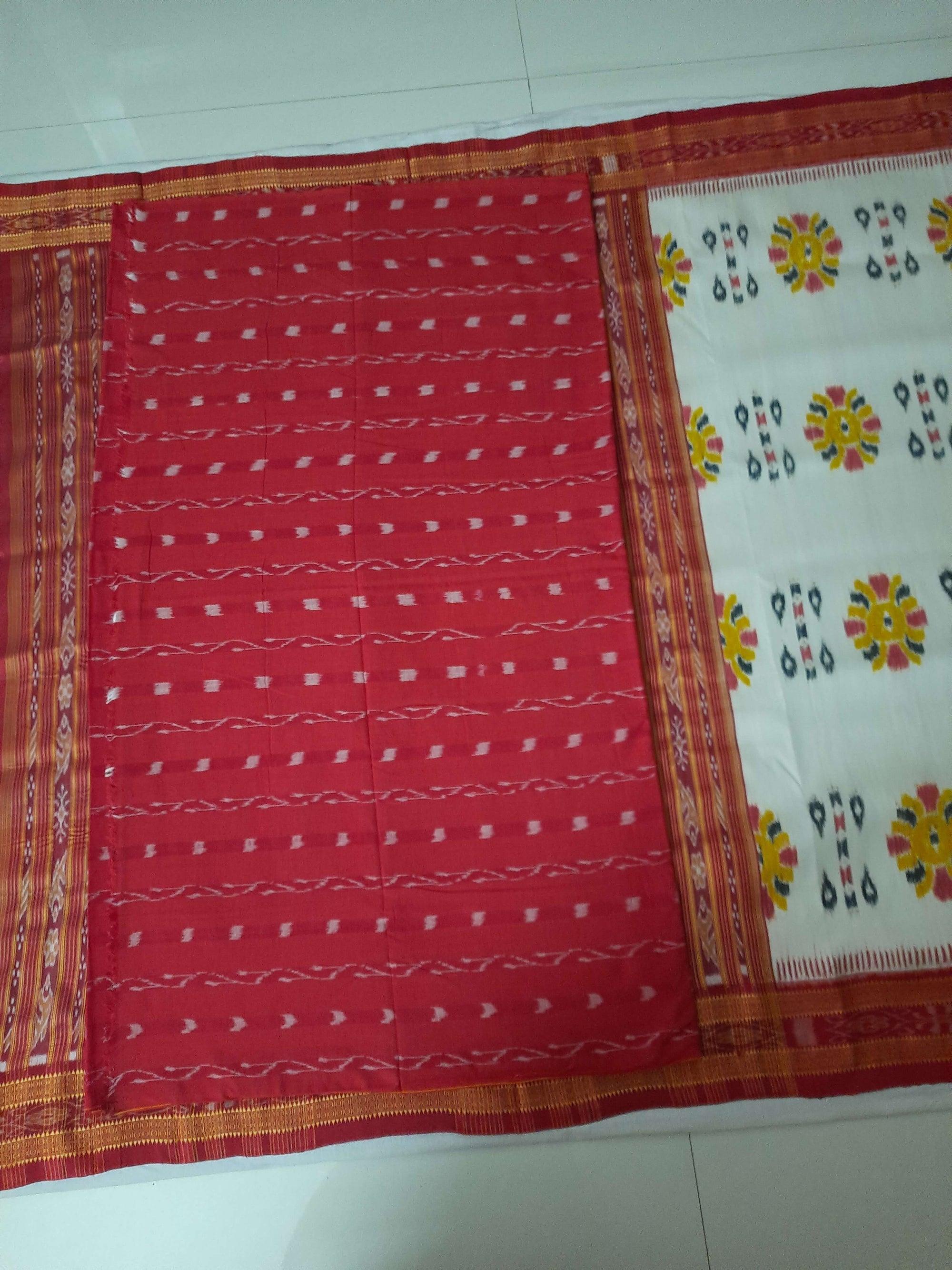 Off-white Odisha Khandua Pata Silk Saree with cotton ikat blouse piece