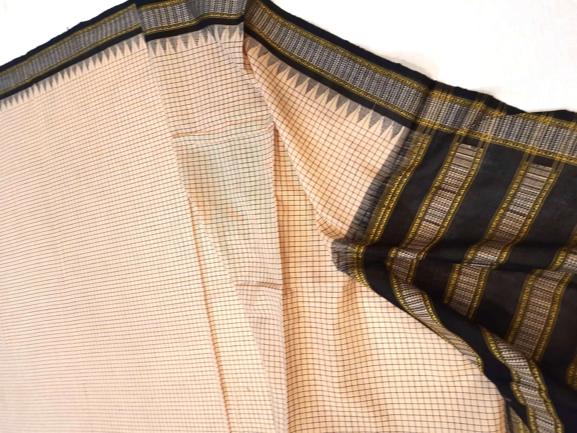 Beige Checkered body Phodo Kumbha Cotton Sambalpuri Dupatta