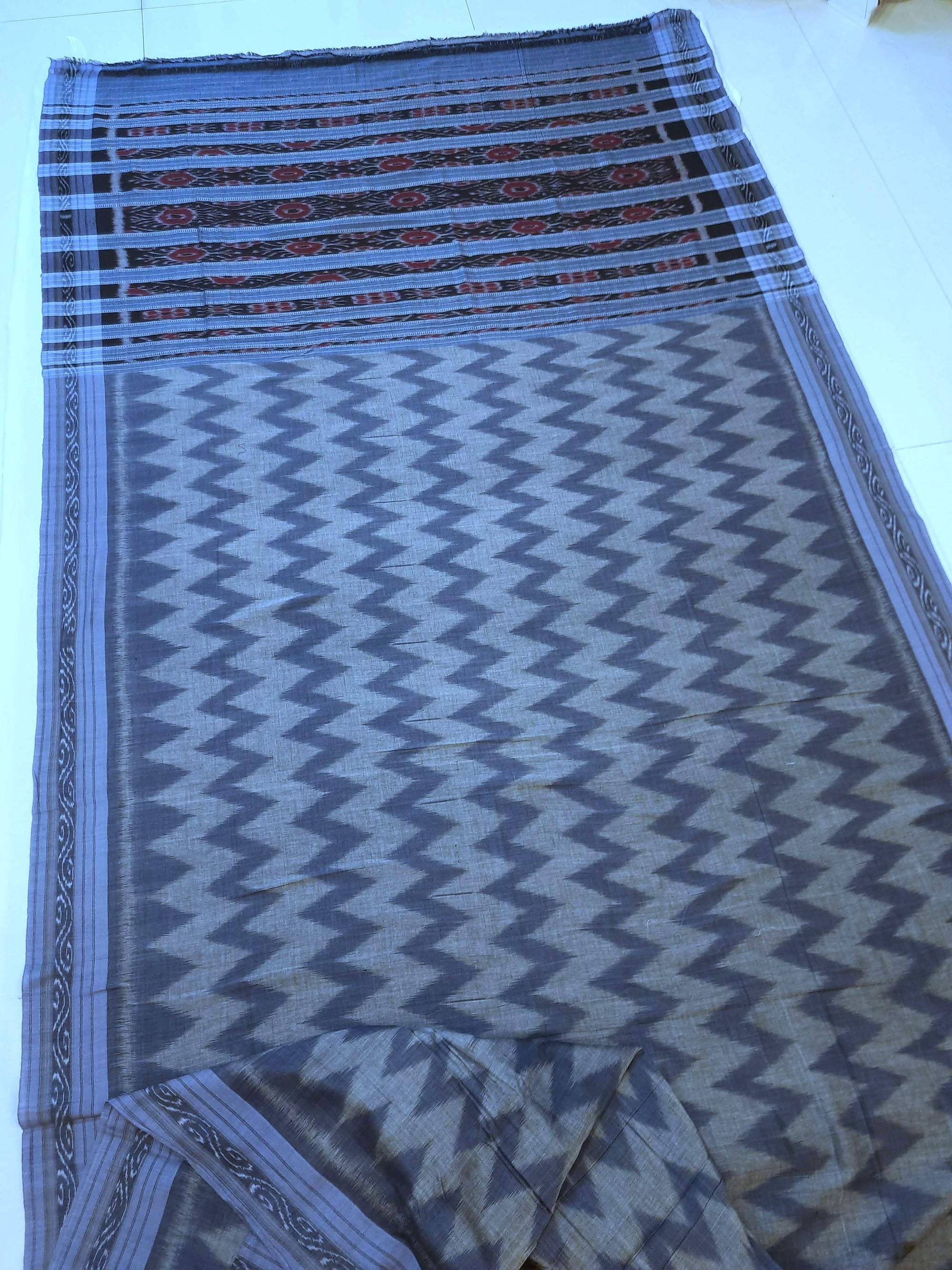Grey Cotton Odisha Ikat saree with mix match blouse piece
