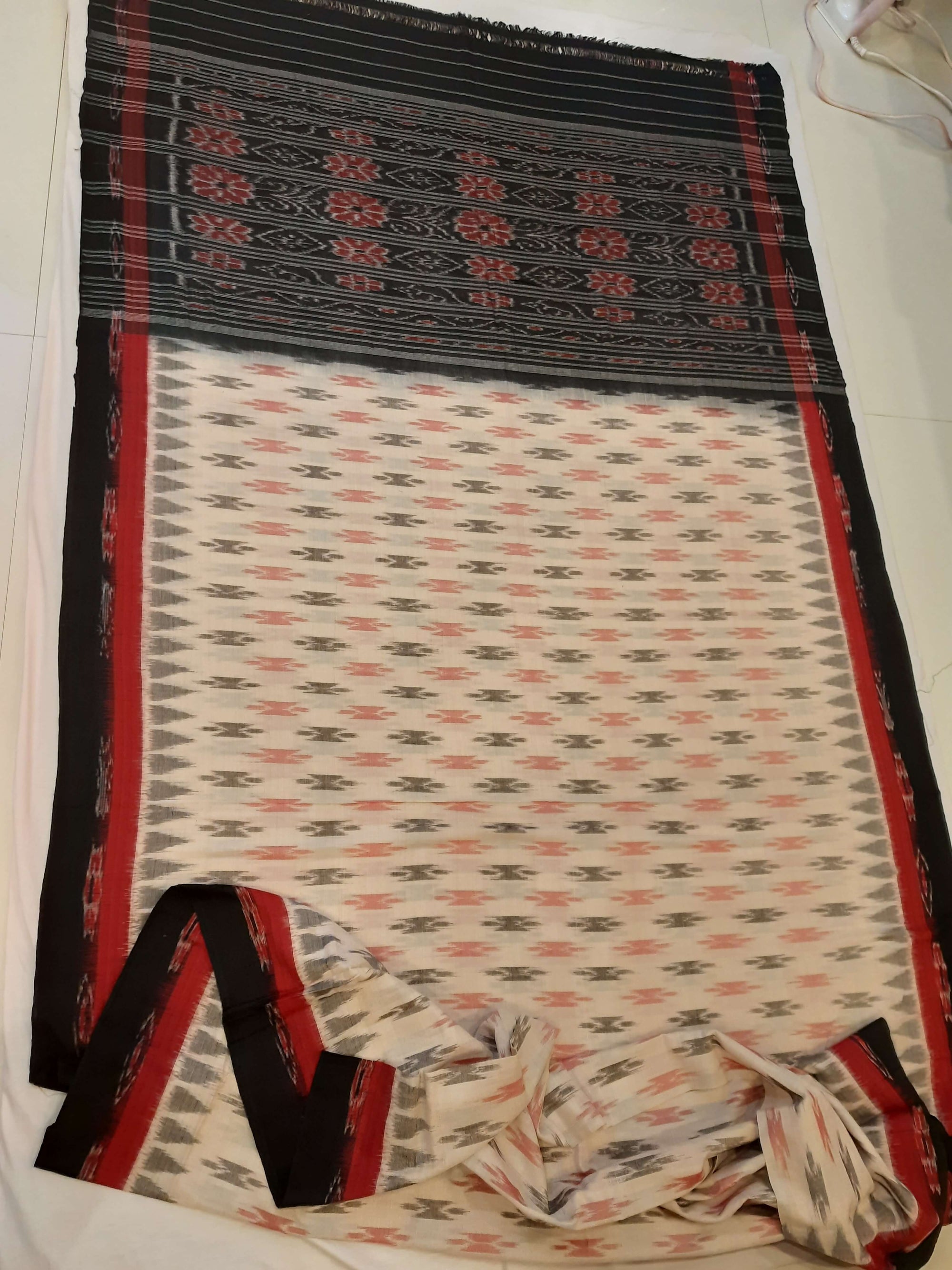 Beige with double border Cotton Odisha Ikat saree with cotton ikat blouse piece