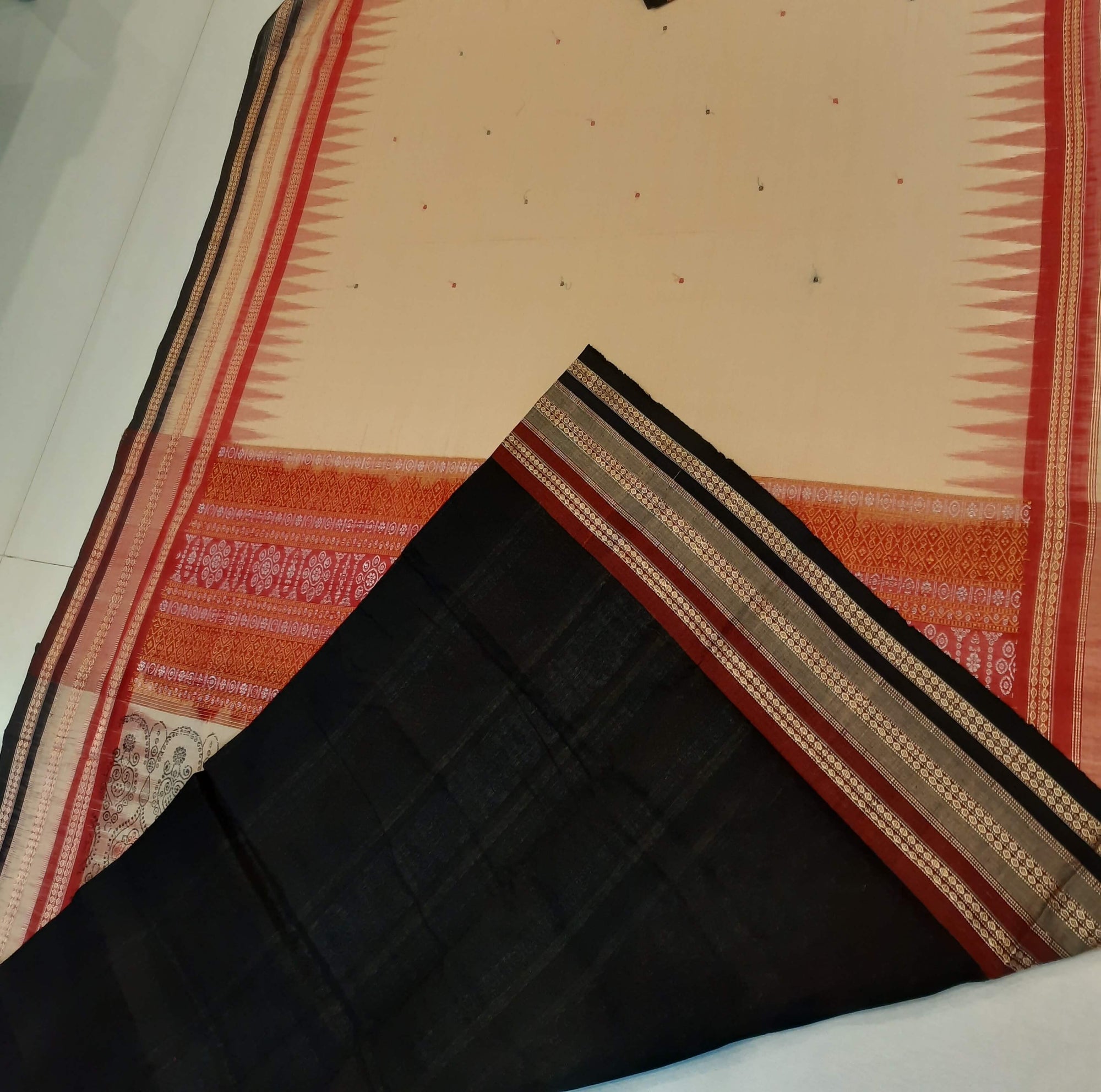 Sand Colour Sambalpuri Cotton Saree with running blouse piece