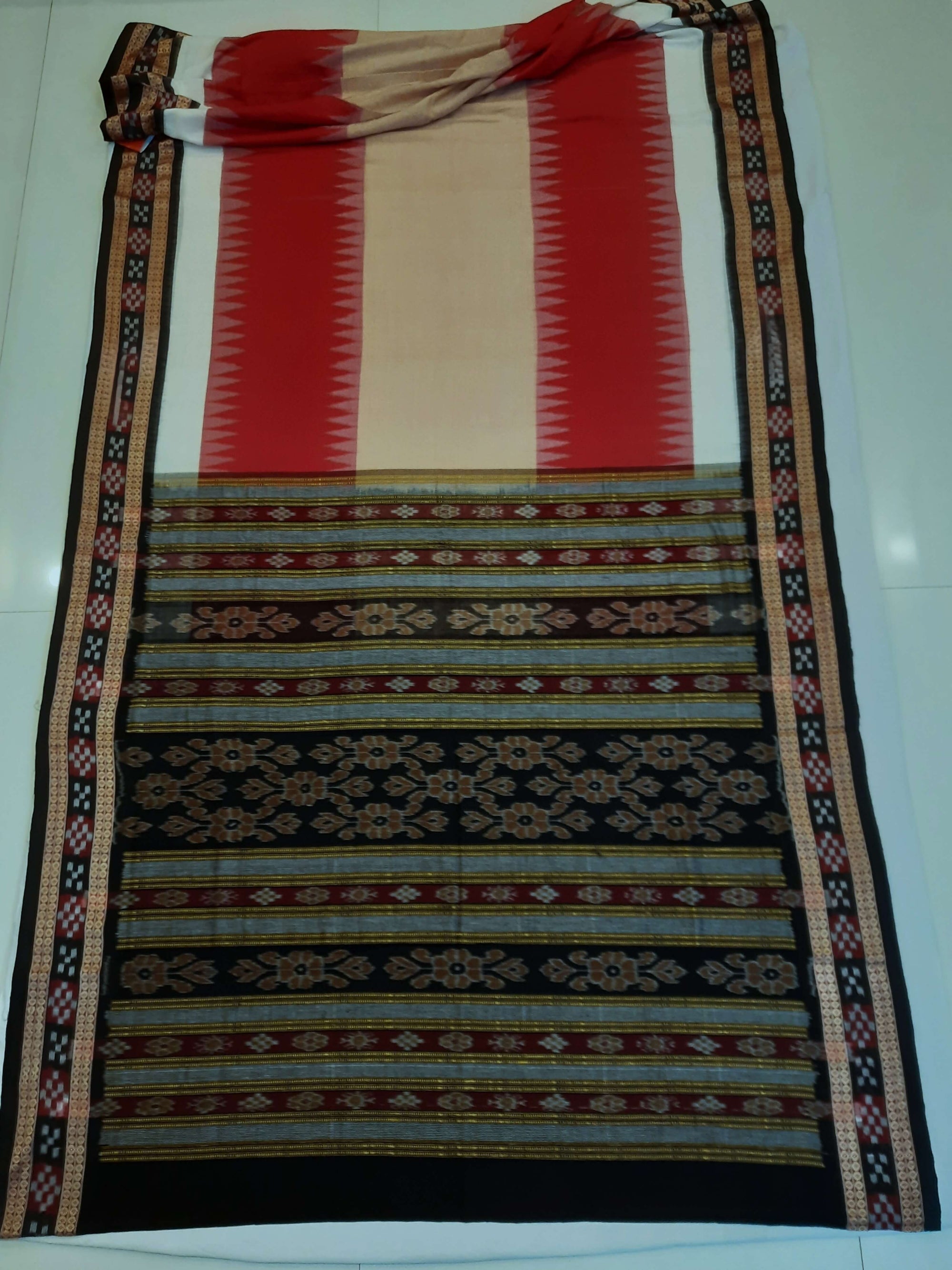 Multi Coloured Sambalpuri Cotton Saree with running blouse piece