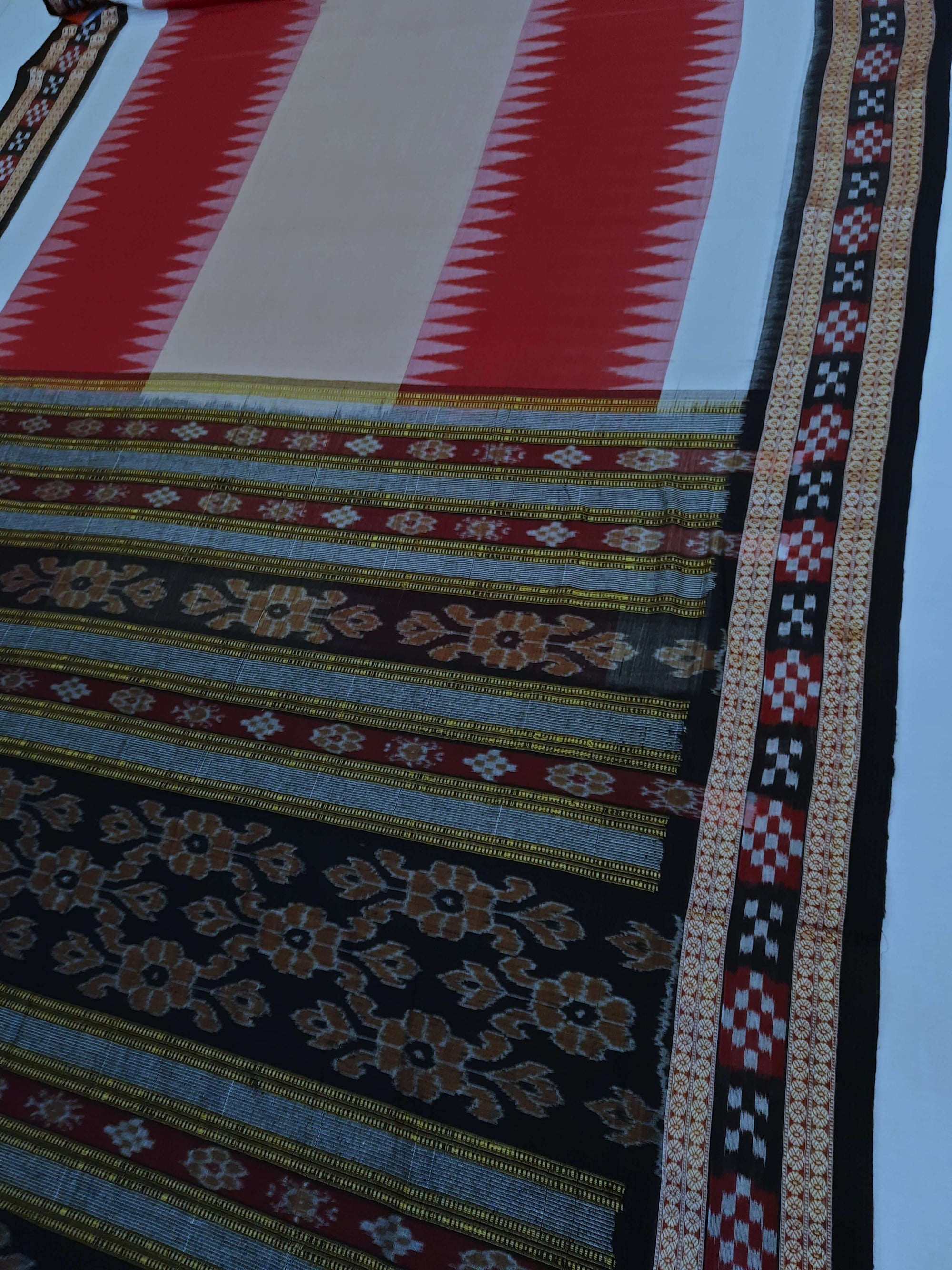 Multi Coloured Sambalpuri Cotton Saree with running blouse piece