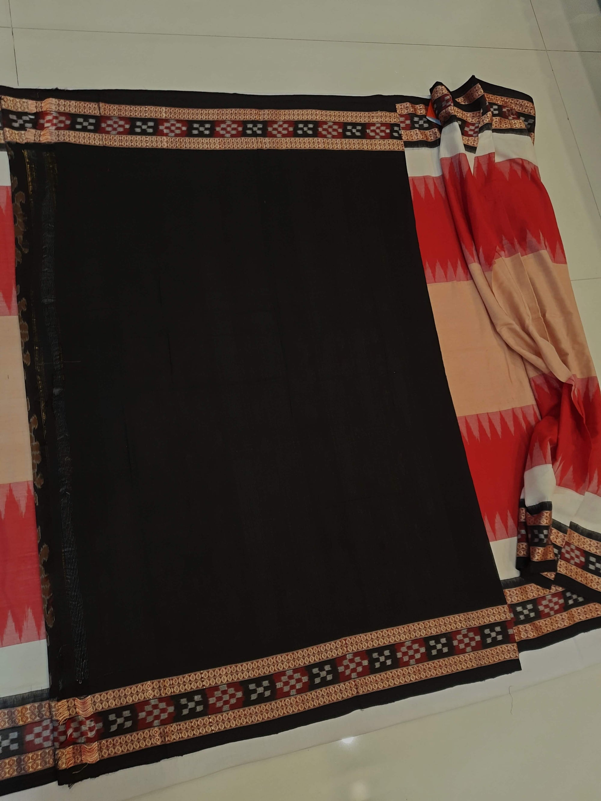 Multi Coloured Sambalpuri Cotton Saree with running blouse piece
