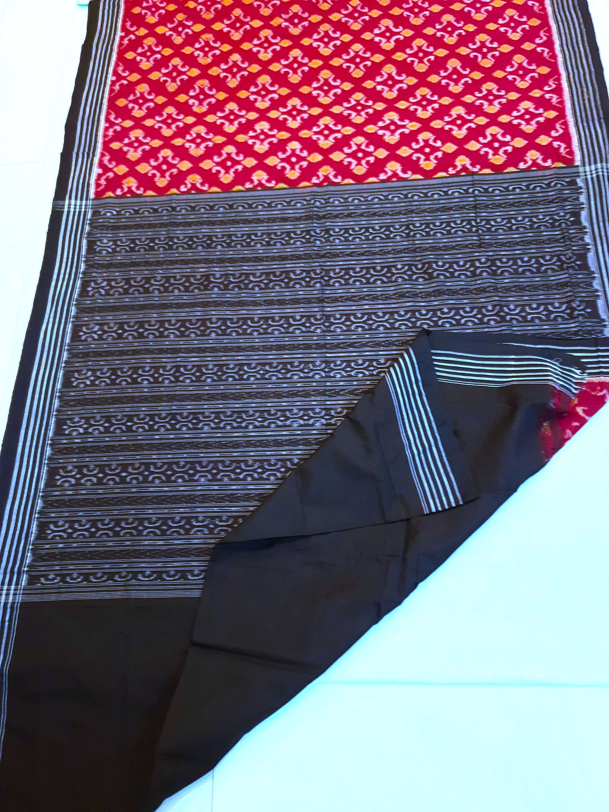 Red Sambalpuri Cotton Saree with running blouse piece