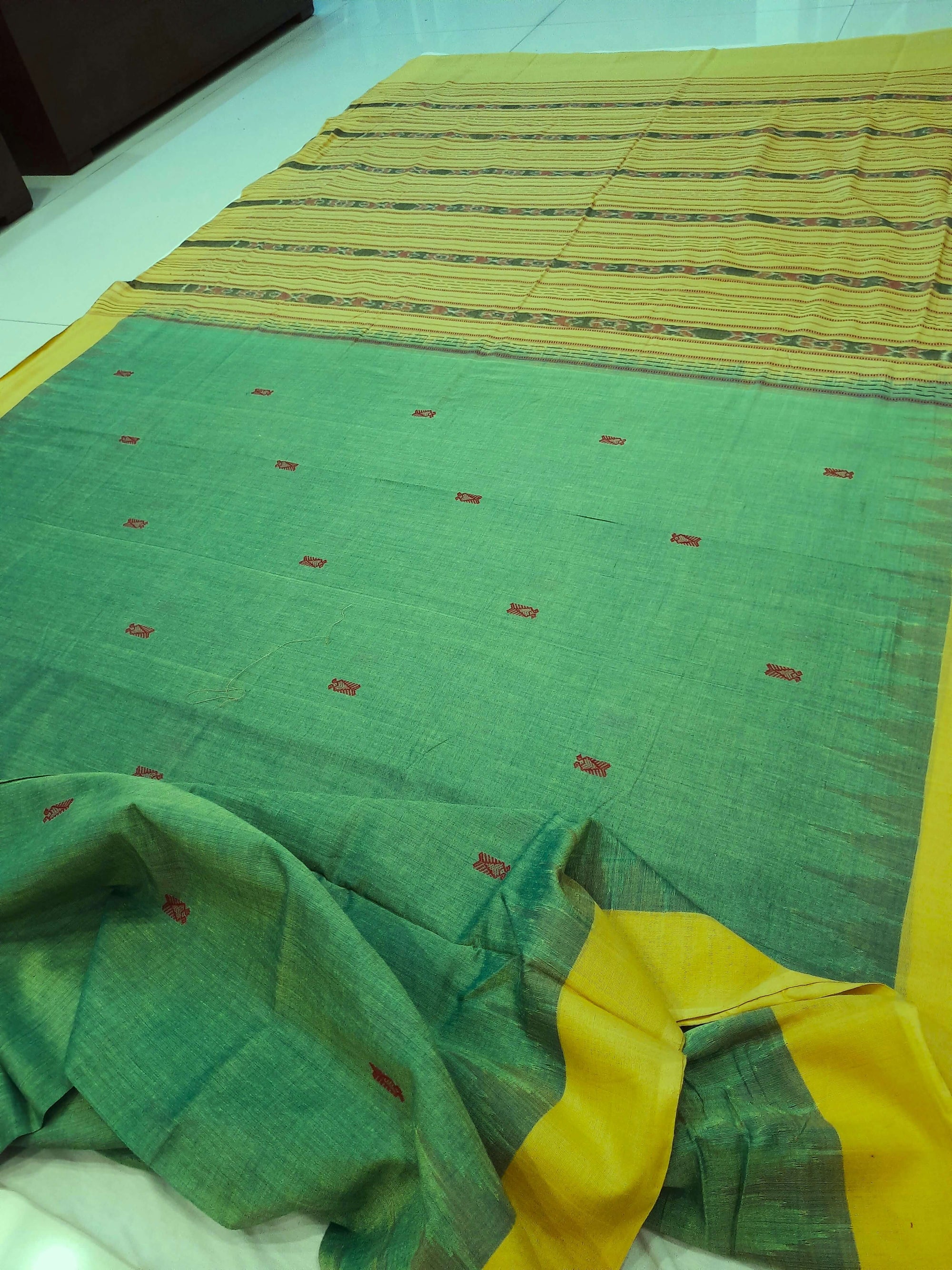 Green Yellow Sambalpuri Cotton Saree with running blouse piece