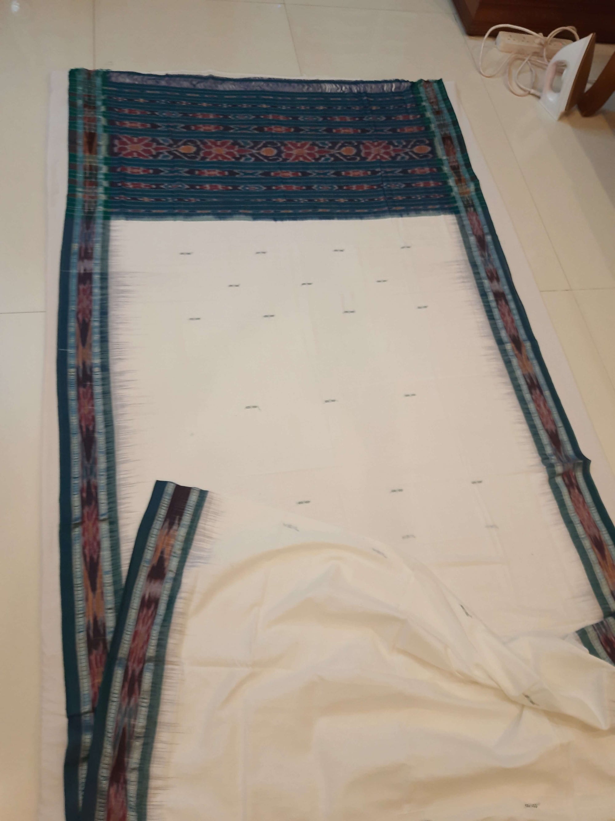 White Cotton Odisha Ikat saree with mix match blouse piece