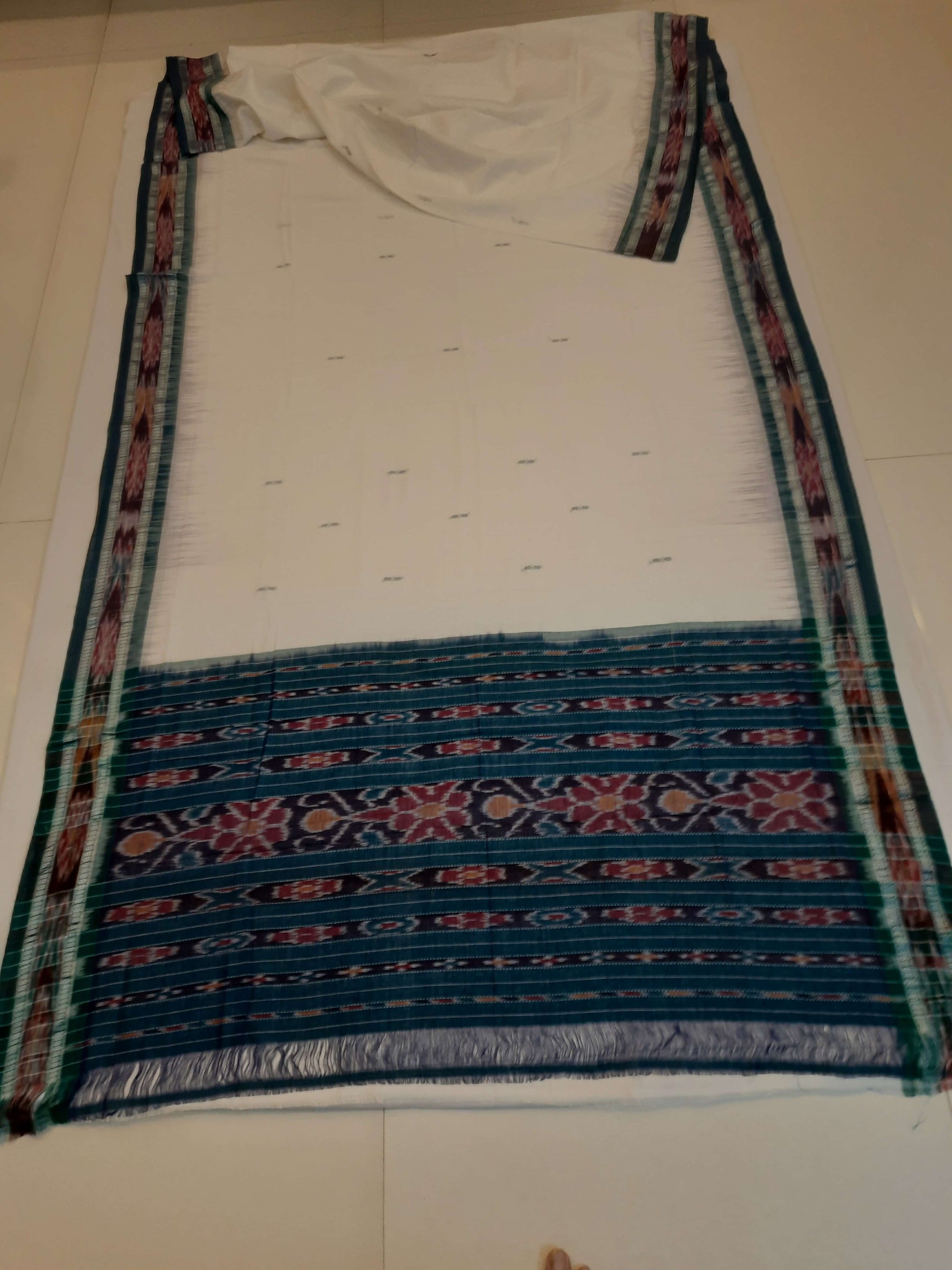 White Cotton Odisha Ikat saree with mix match blouse piece
