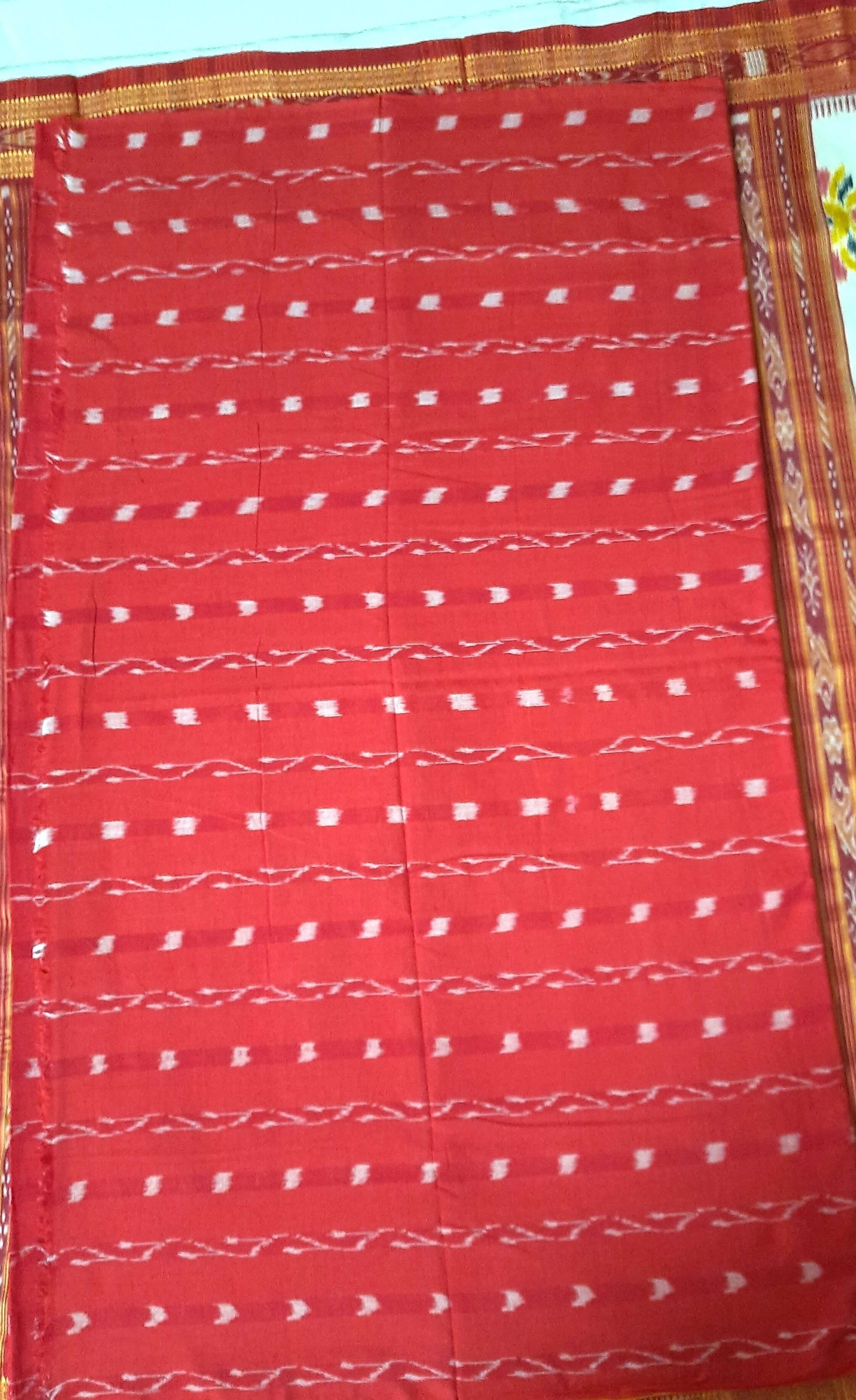 Off-white Odisha Khandua Pata Silk Saree with cotton ikat blouse piece