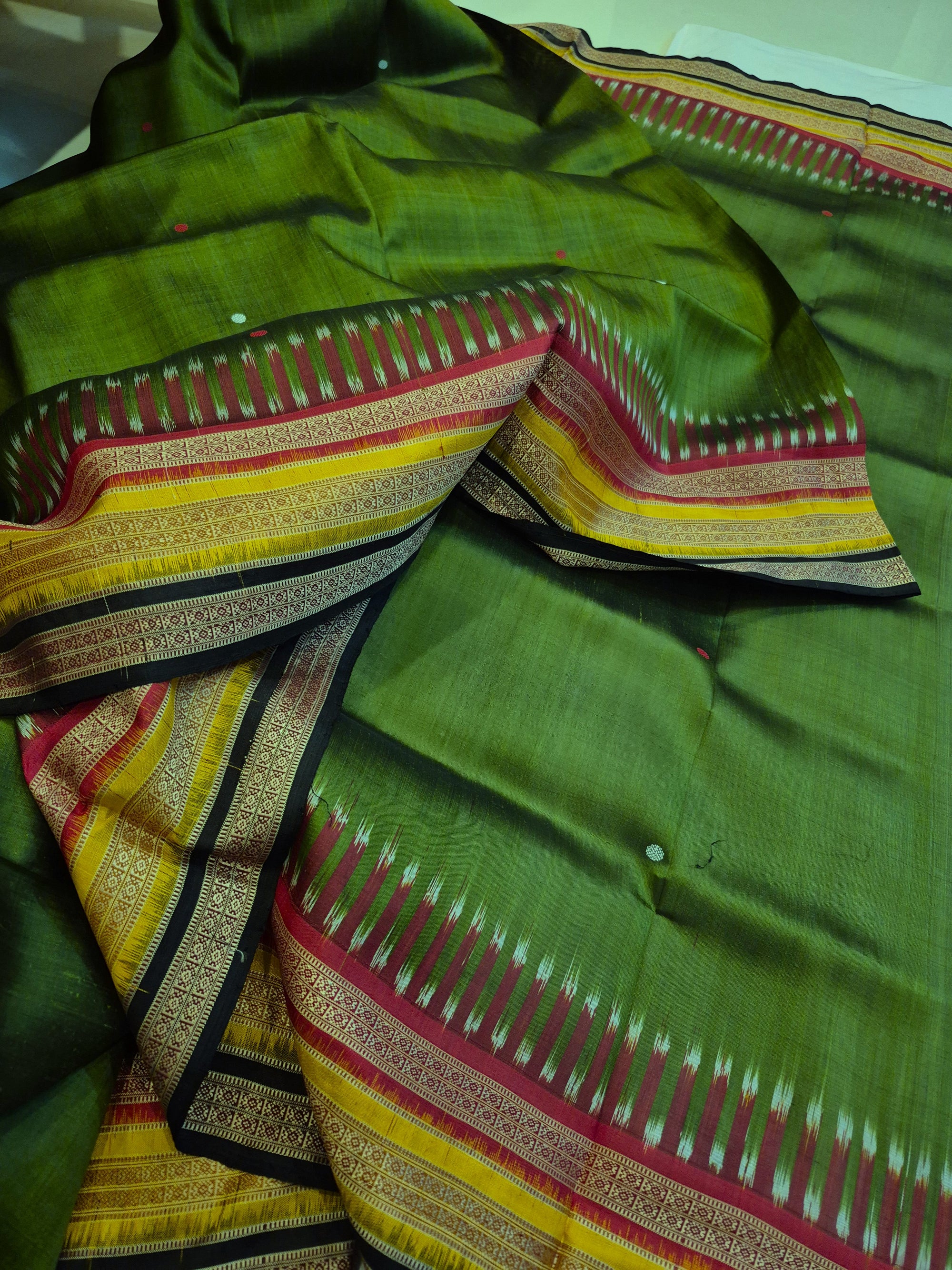 OliveGreen Kathiphera Odisha Khandua Silk Saree with running blouse piece