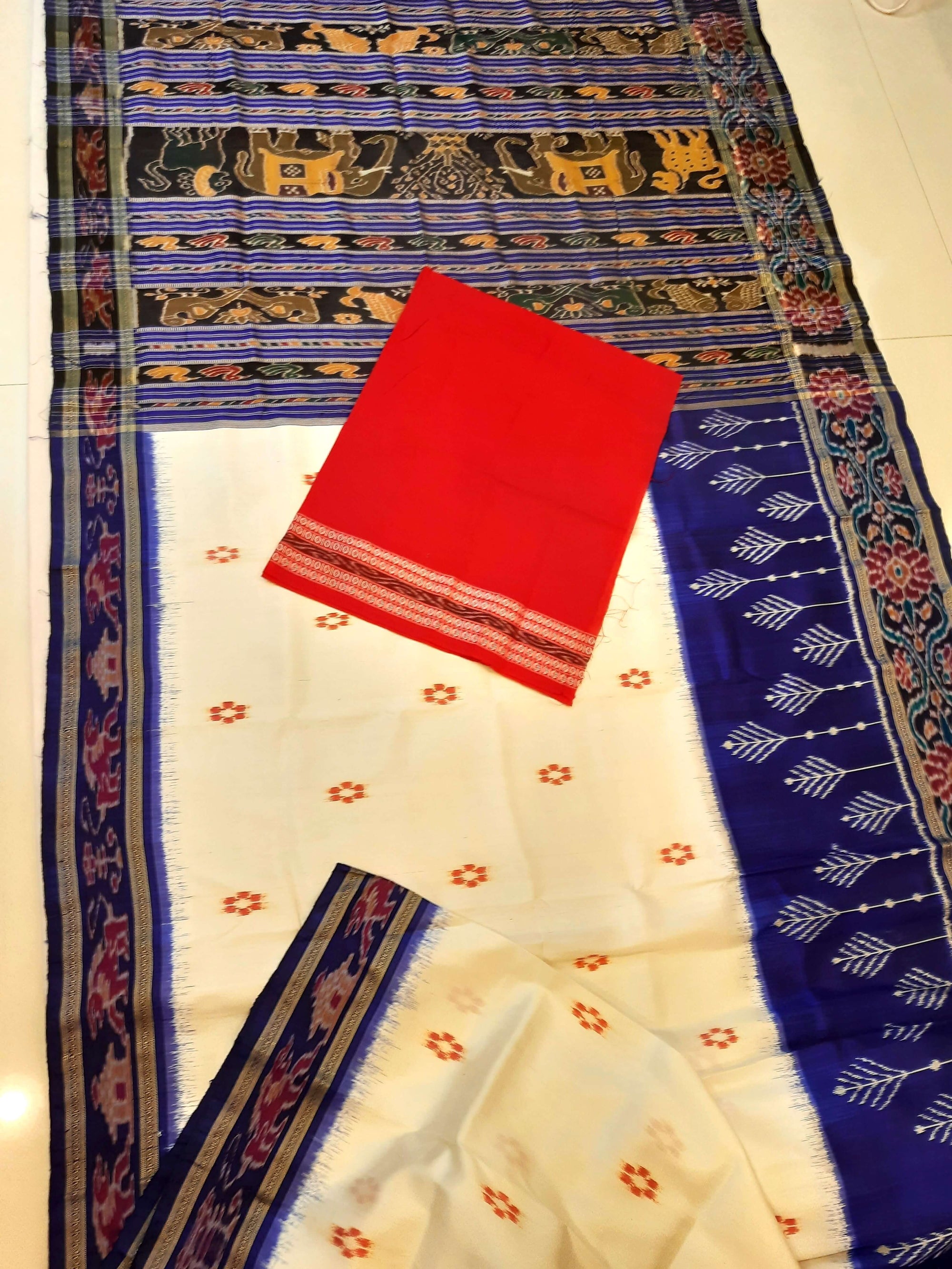 White wide border Odisha Khandua Pata Silk Saree with cotton ikat blouse piece