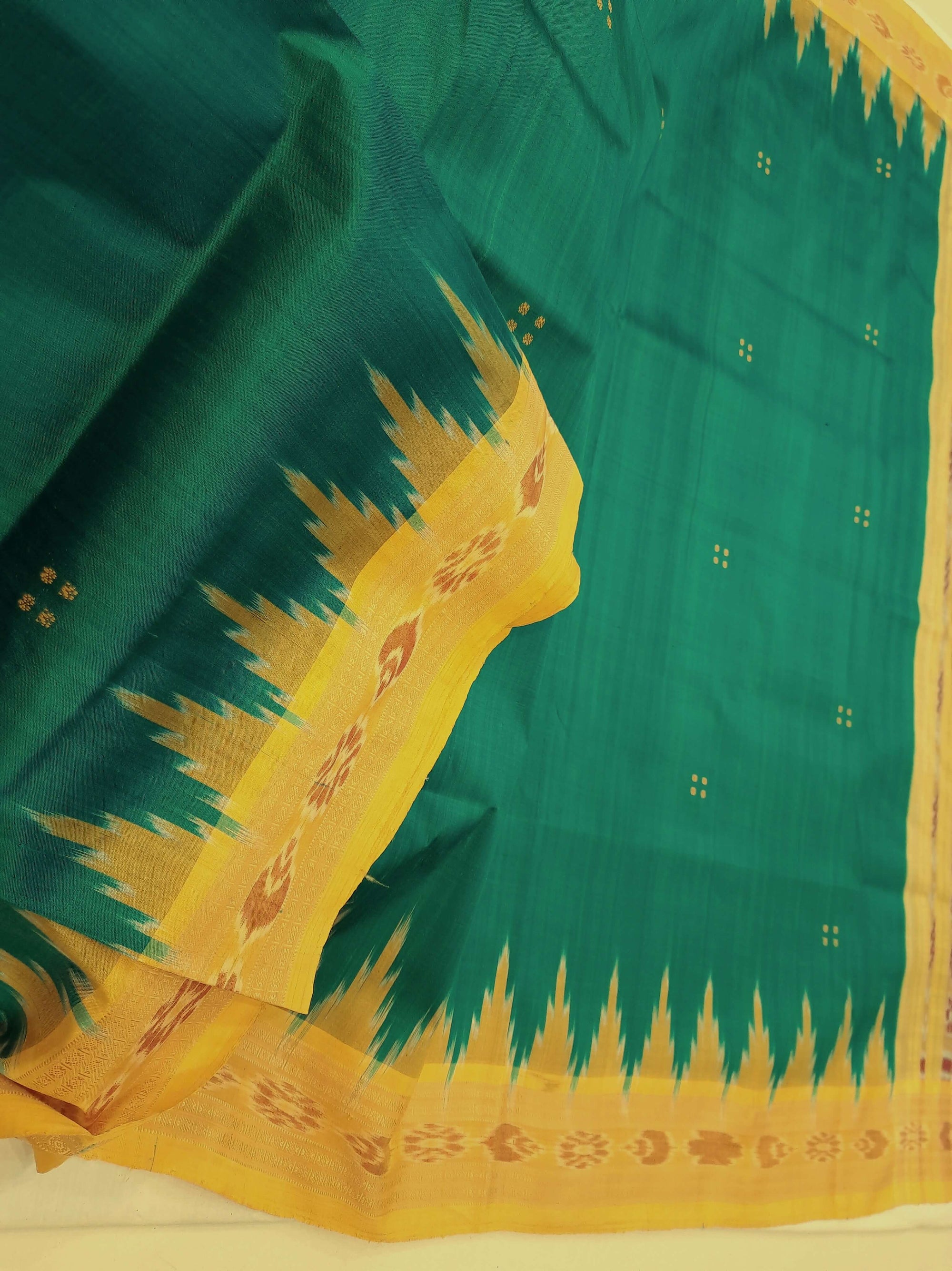 Green Odisha Khandua Pata Silk Saree with cotton ikat blouse piece