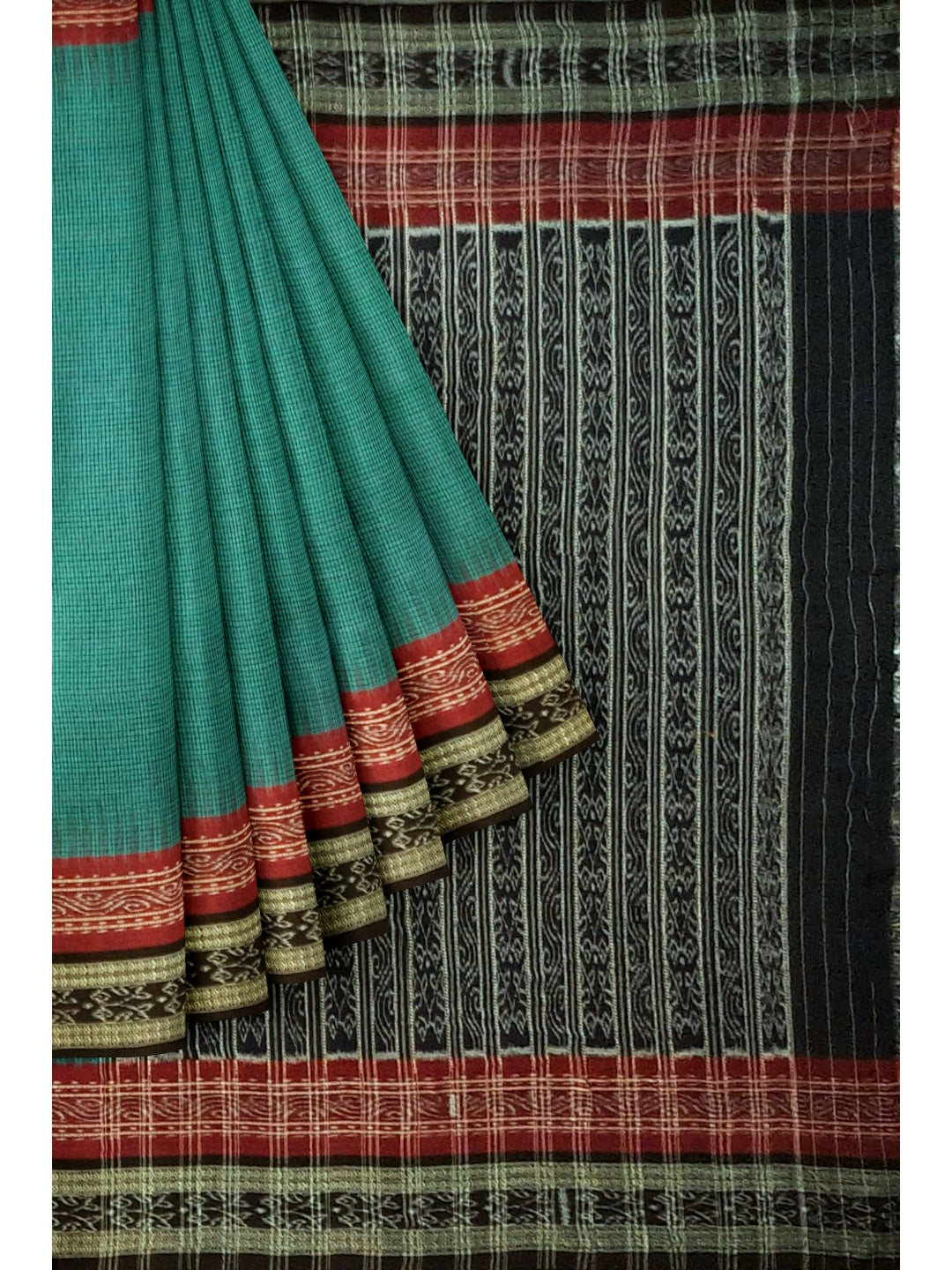 Green double order Sachipar Nuapatna Cotton Ikat saree with sambalpuri ikat blouse piece