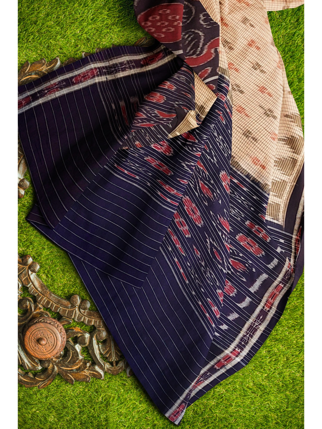 Beige Cotton Odisha Ikat saree with cotton Sambalpuri Ikat blouse piece