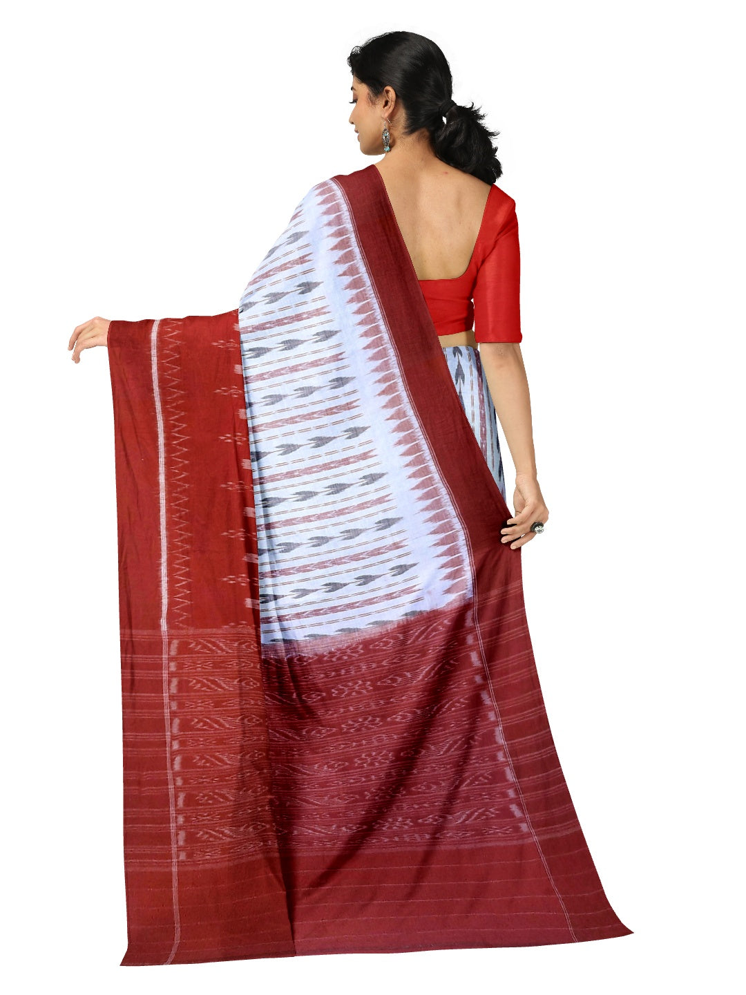 White and Red combination Odisha Ikat saree  with cotton ikat Pasapalli blouse piece