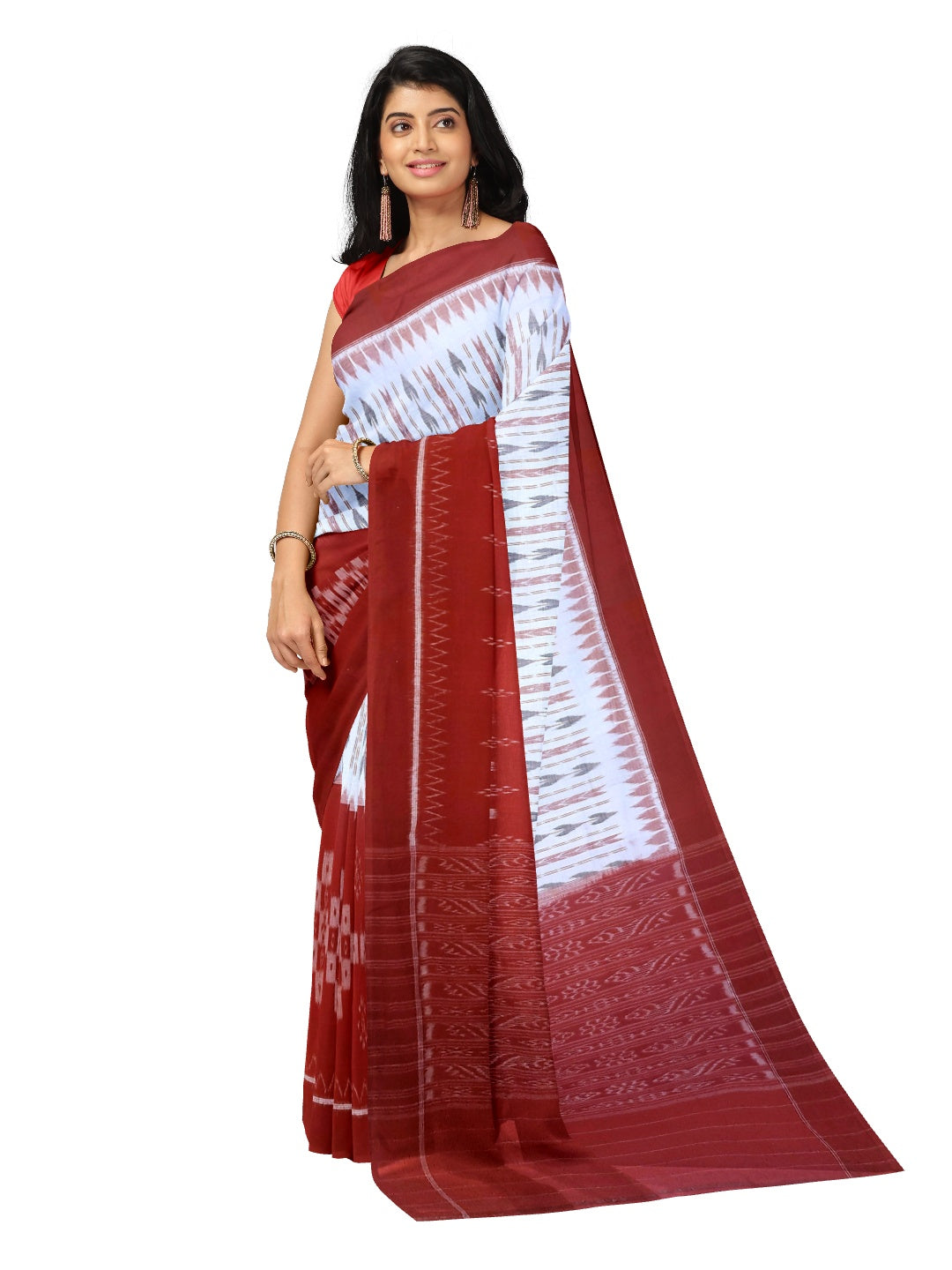 White and Red combination Odisha Ikat saree  with cotton ikat Pasapalli blouse piece