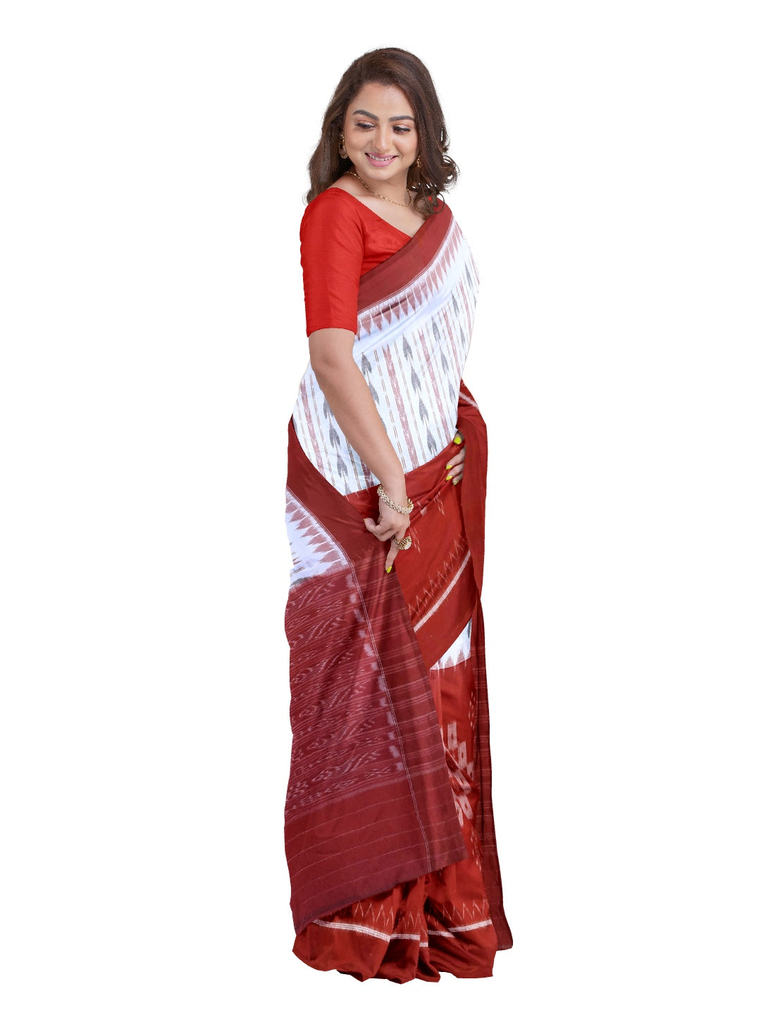 White and Red combination Odisha Ikat saree  with cotton ikat Pasapalli blouse piece