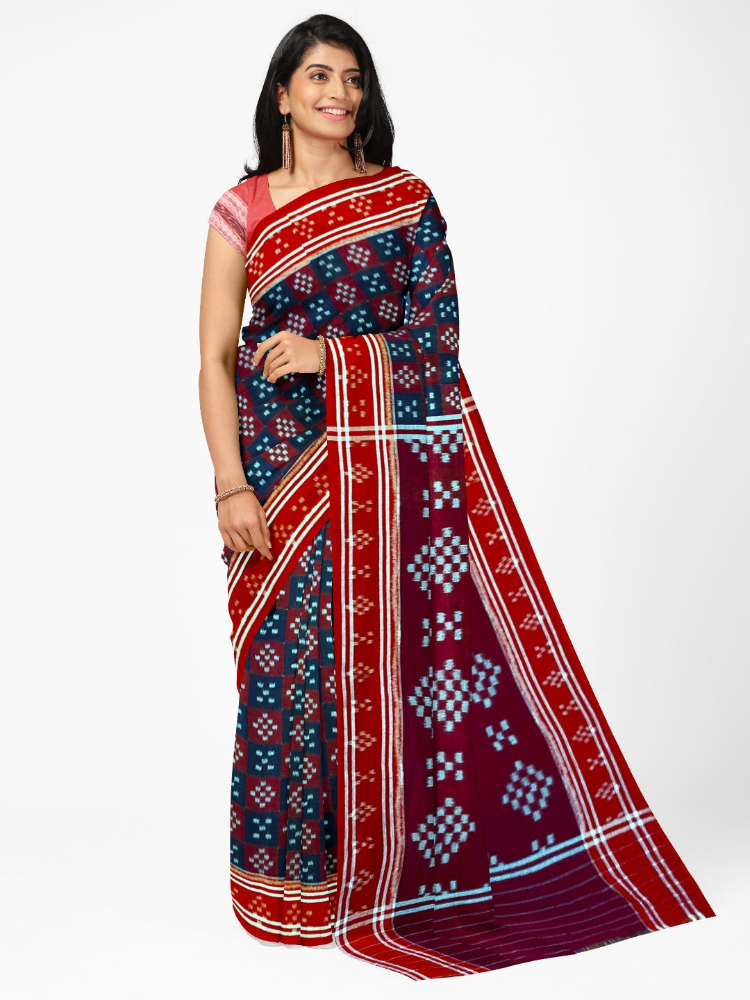 Pasapalli pattern Odisha Ikat saree with cotton ikat blouse piece