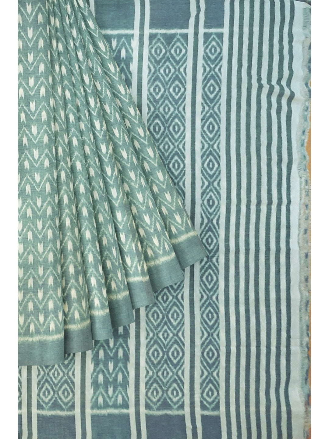 Green Cotton Odisha Ikat saree with mix match cotton ikat blouse piece