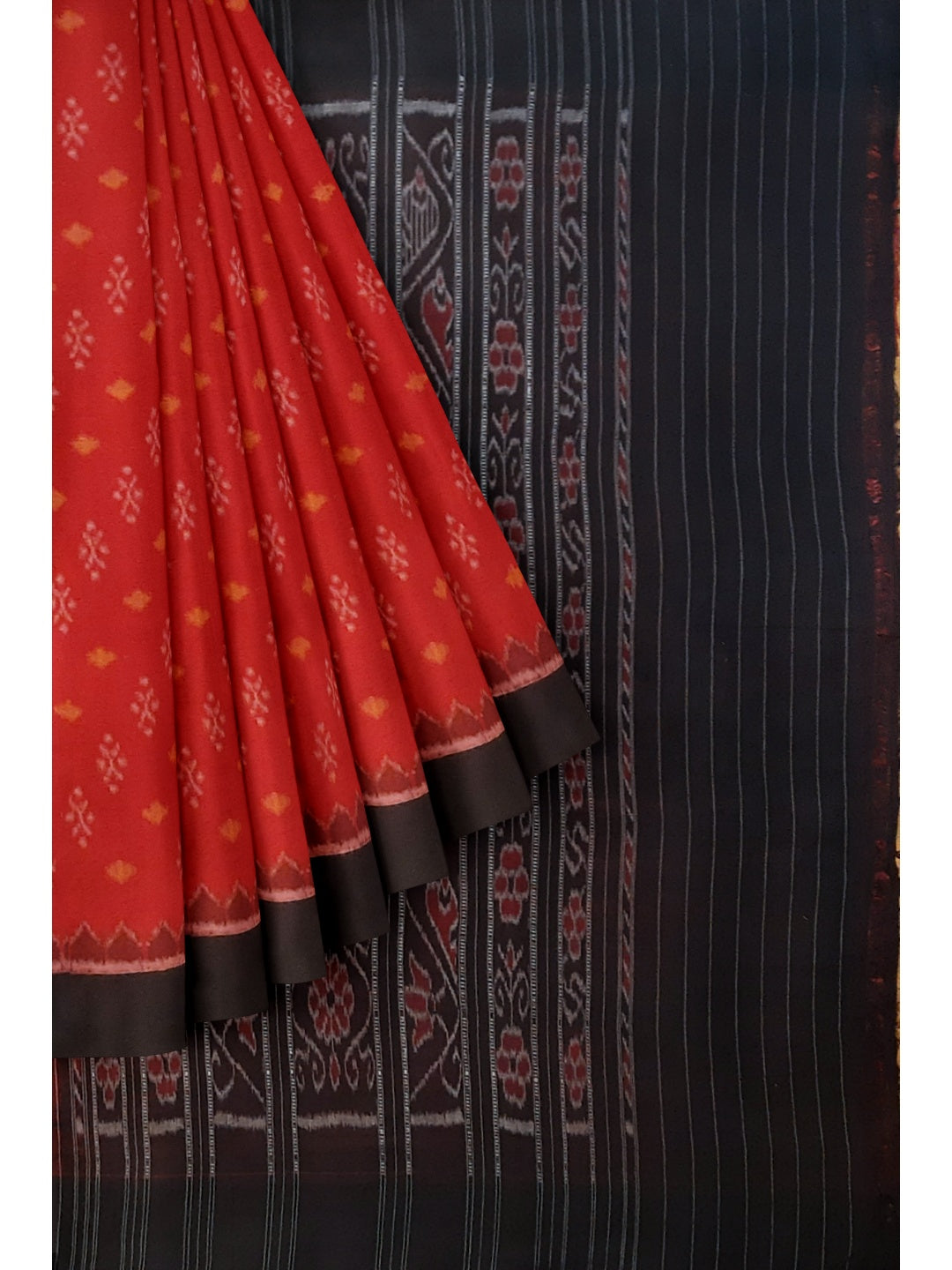 Red Cotton Odisha Ikat saree with mix match cotton ikat blouse piece