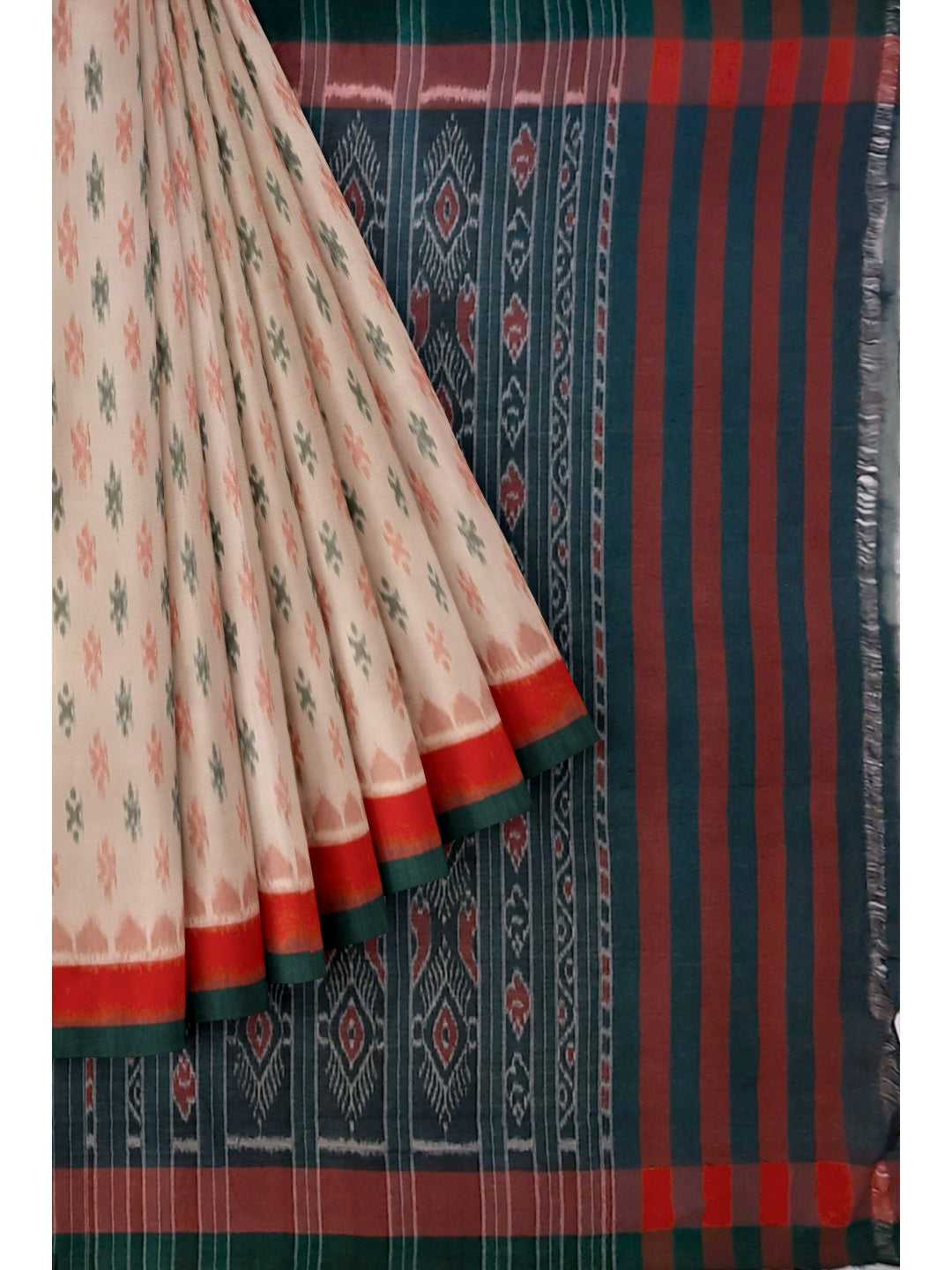 Beige double colour border Cotton Odisha Ikat saree with cotton ikat blouse piece