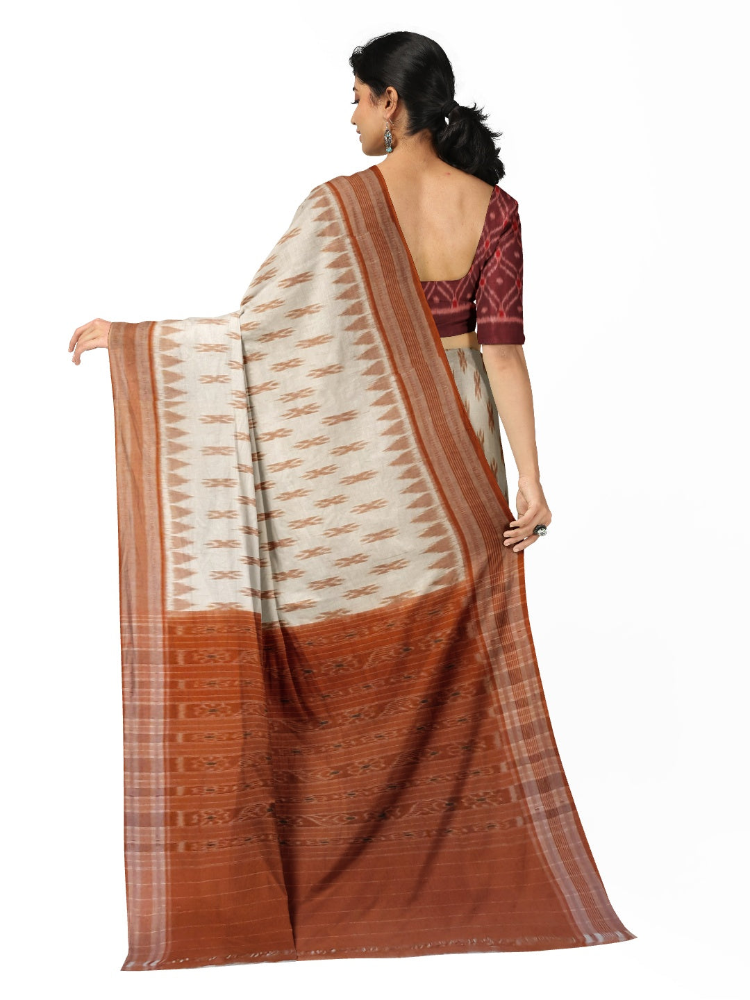 Off-white Cotton Odisha Ikat saree with cotton ikat blouse piece