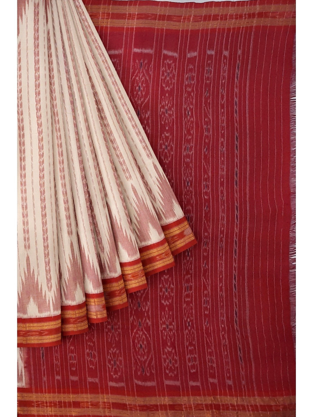Off-white with Red Cotton Odisha Ikat saree with cotton ikat blouse piece