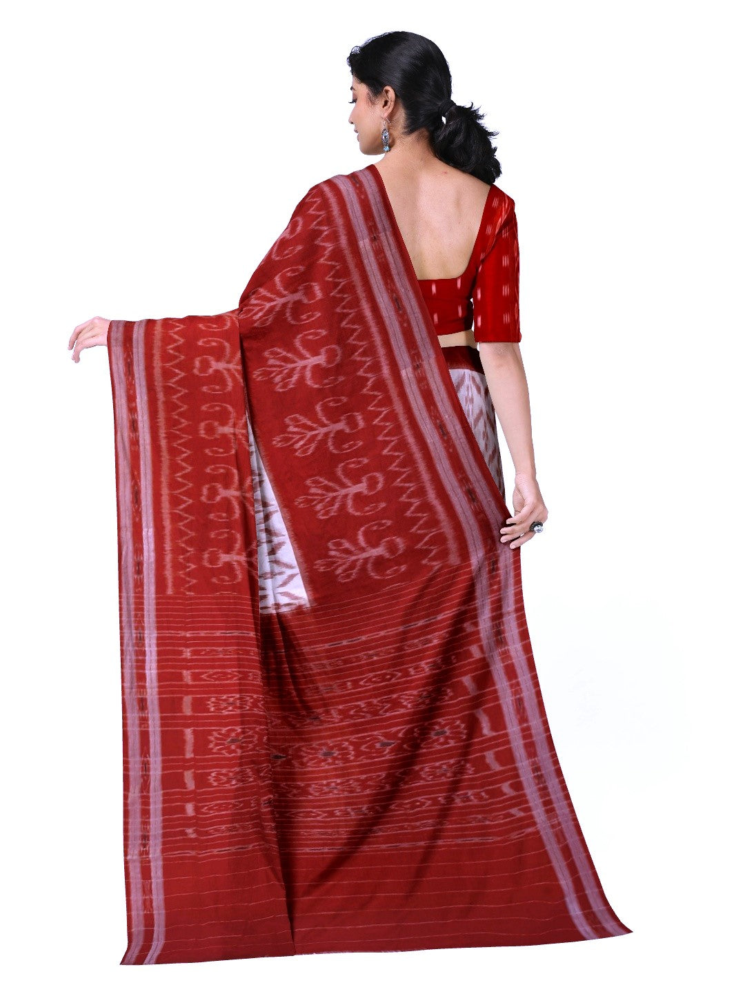 White Red wide border Cotton Odisha Ikat saree with mix match cotton ikat blouse piece