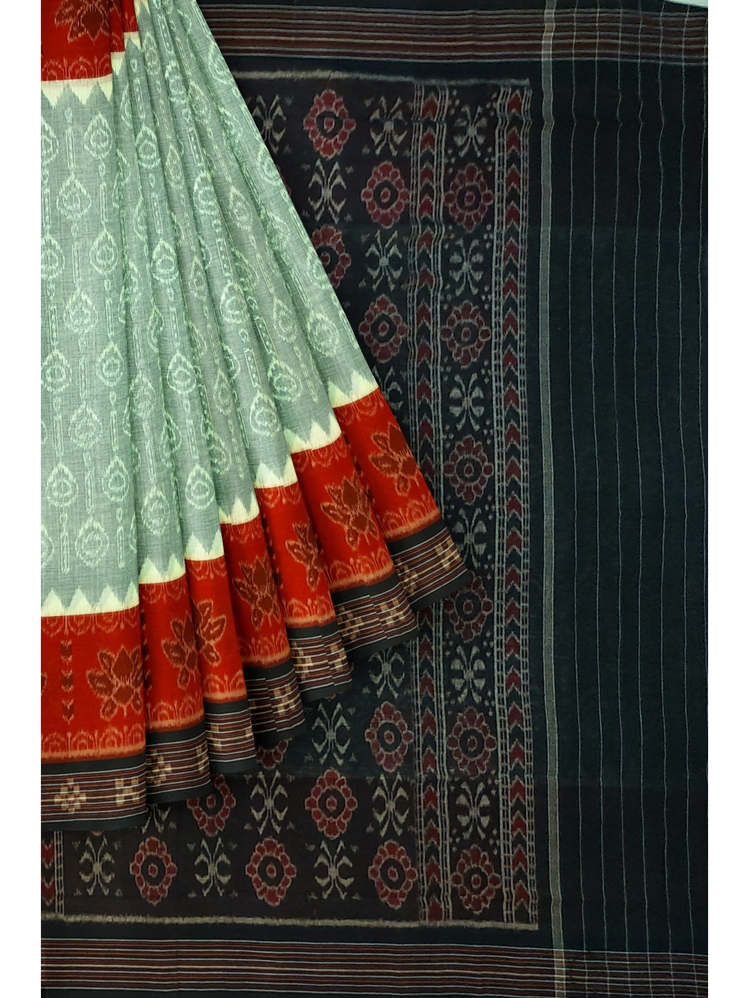 Green wide border Odisha Ikat saree with cotton ikat blouse piece