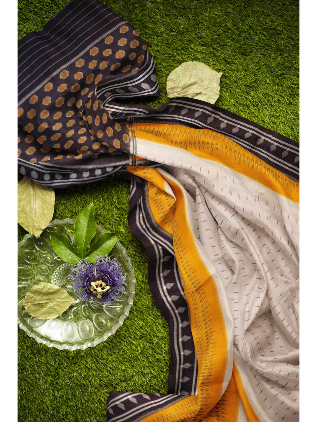 Off-white Cotton Odisha Ikat saree  with mix match cotton ikat blouse piece