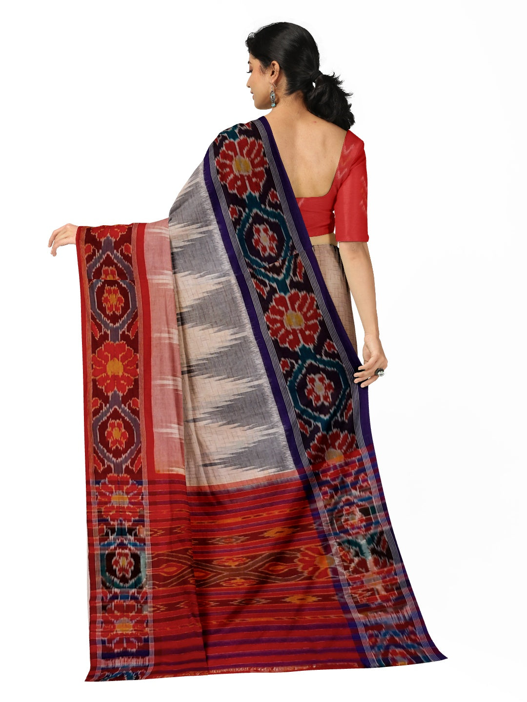 White Ganga Jamuna border Cotton Odisha Ikat saree with cotton ikat blouse piece