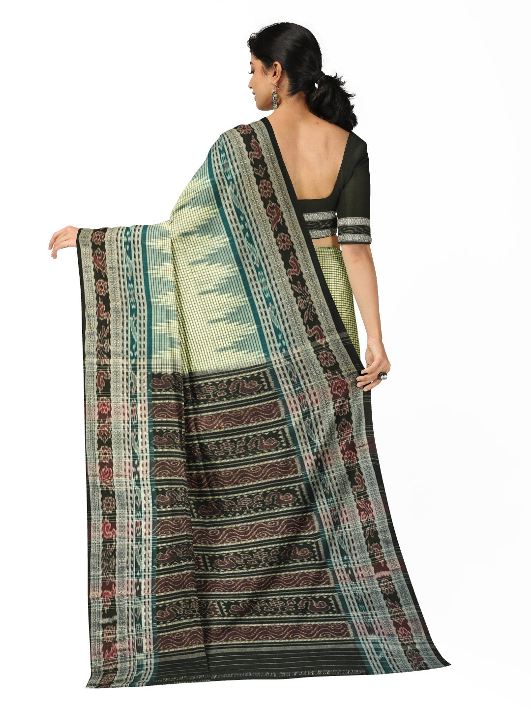 Off-white double order Sachipar Nuapatna Cotton Ikat saree with cotton ikat blouse piece