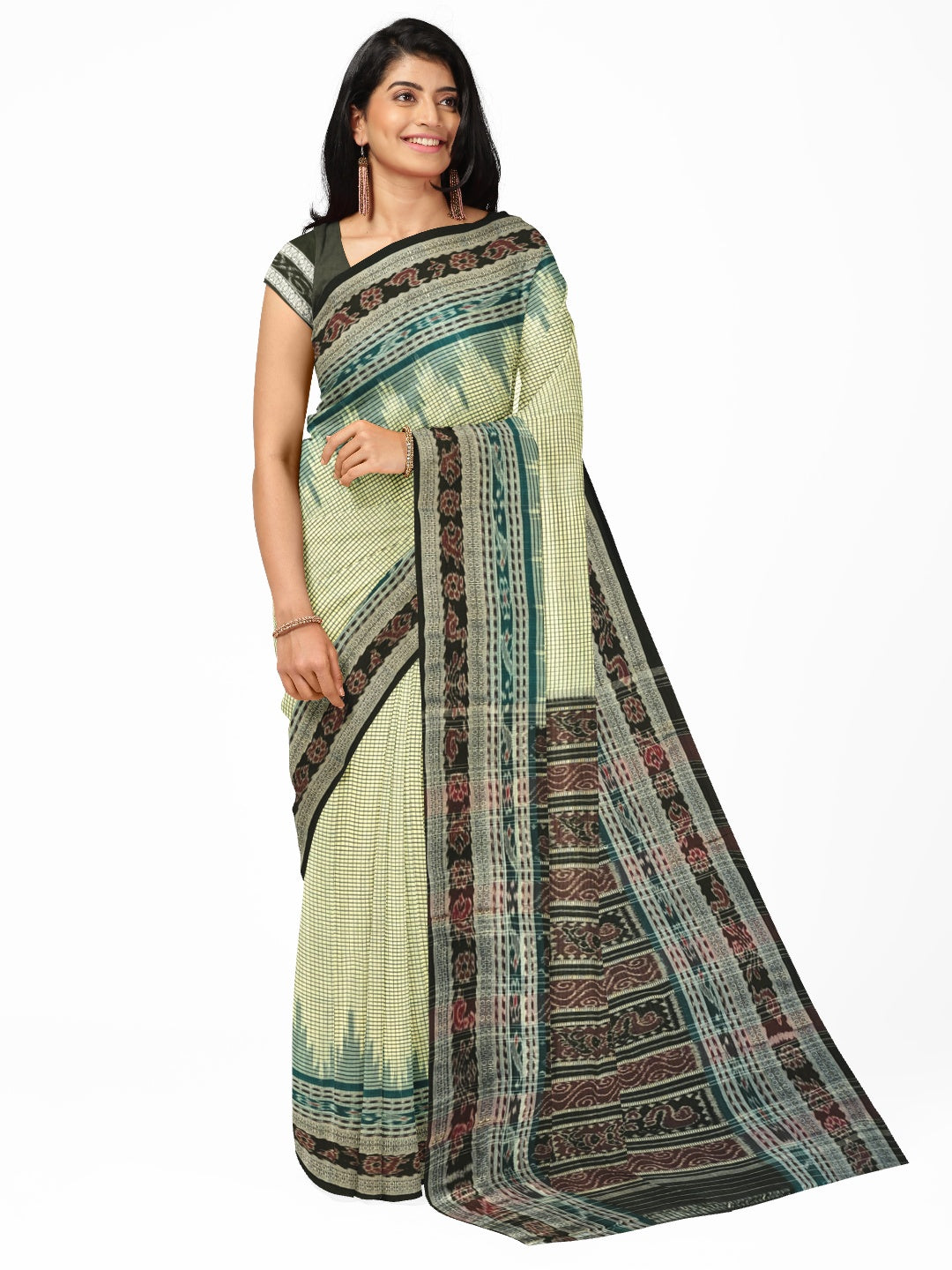 Off-white double order Sachipar Nuapatna Cotton Ikat saree with cotton ikat blouse piece