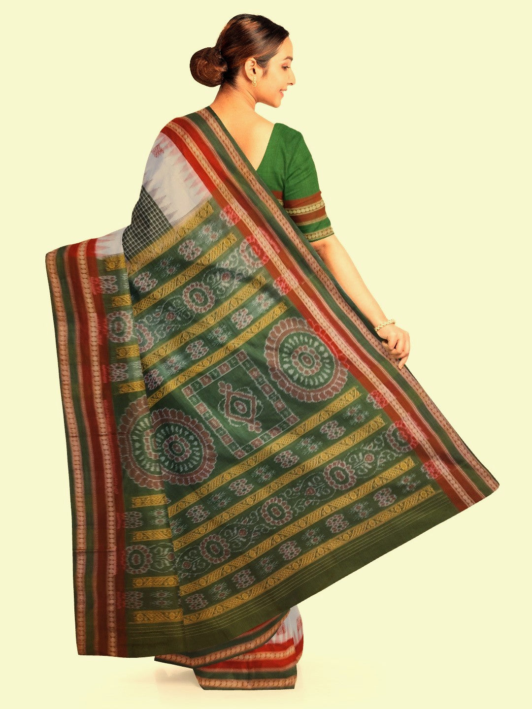Multi coloured Sachipar Sambalpuri Cotton Saree with running blouse piece