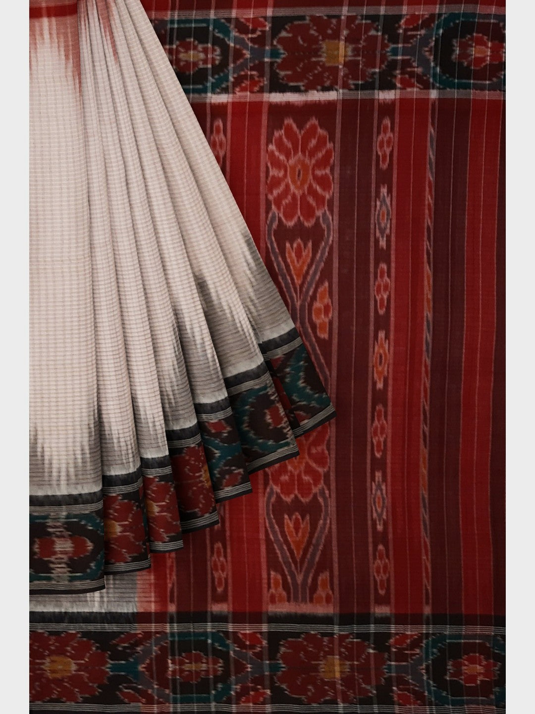 White GangaJamuna border Cotton Odisha Ikat saree with mix match cotton ikat blouse (Copy)