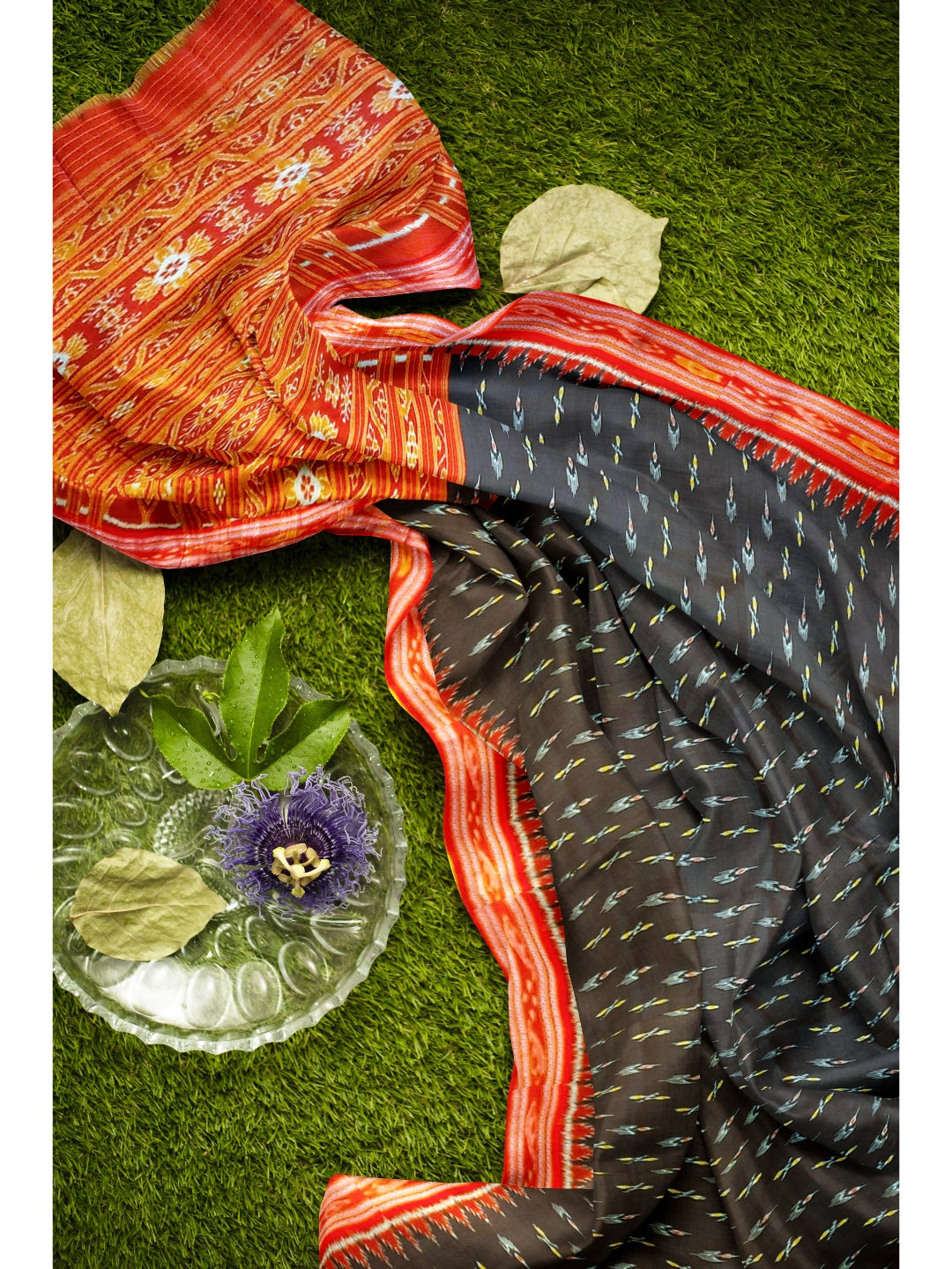 Black Patli design Odisha Khandua Pata Silk Saree with cotton ikat blouse piece