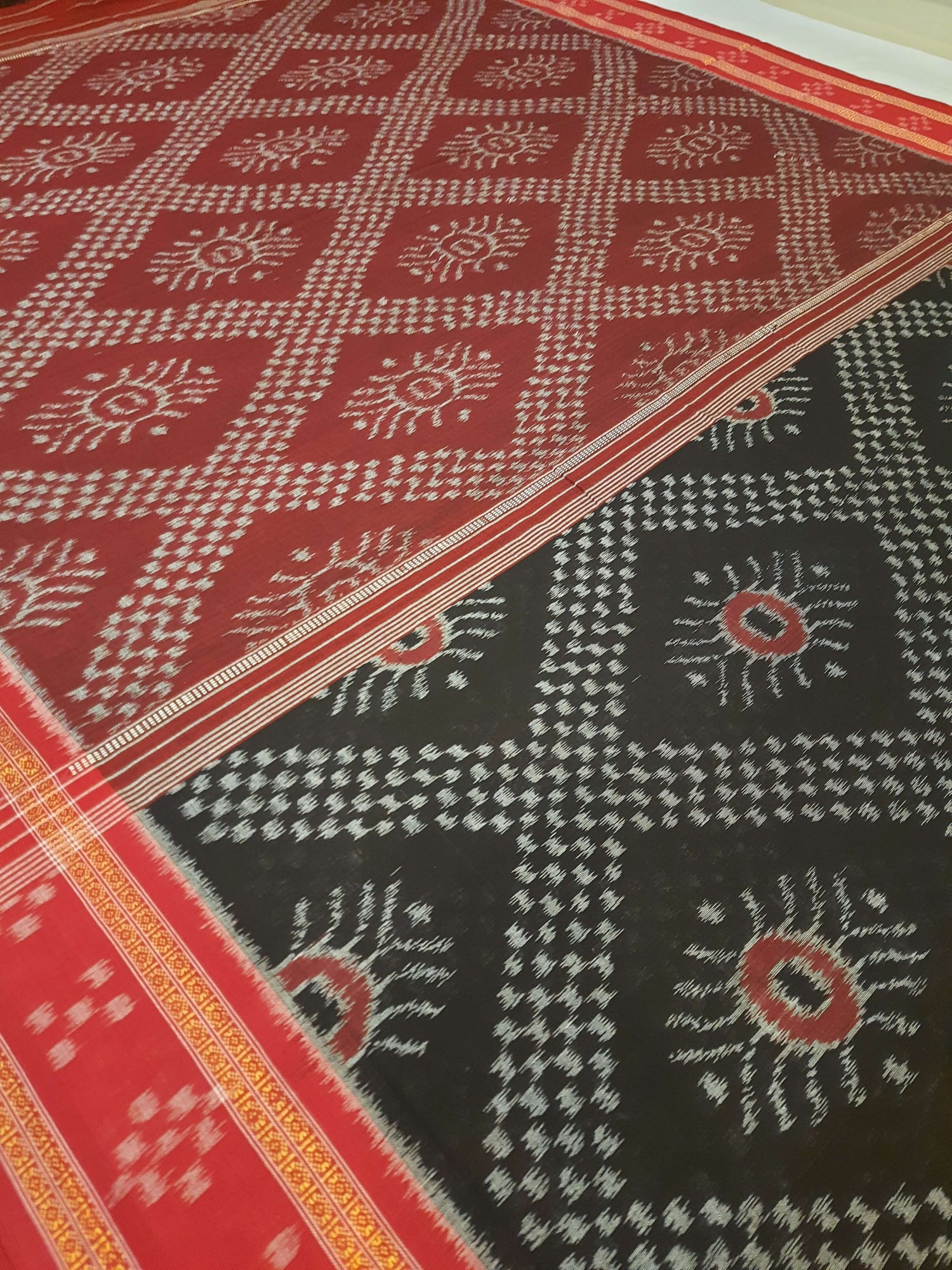 Black and red cotton Odisha ikat saree with Tarabali pattern and match ...