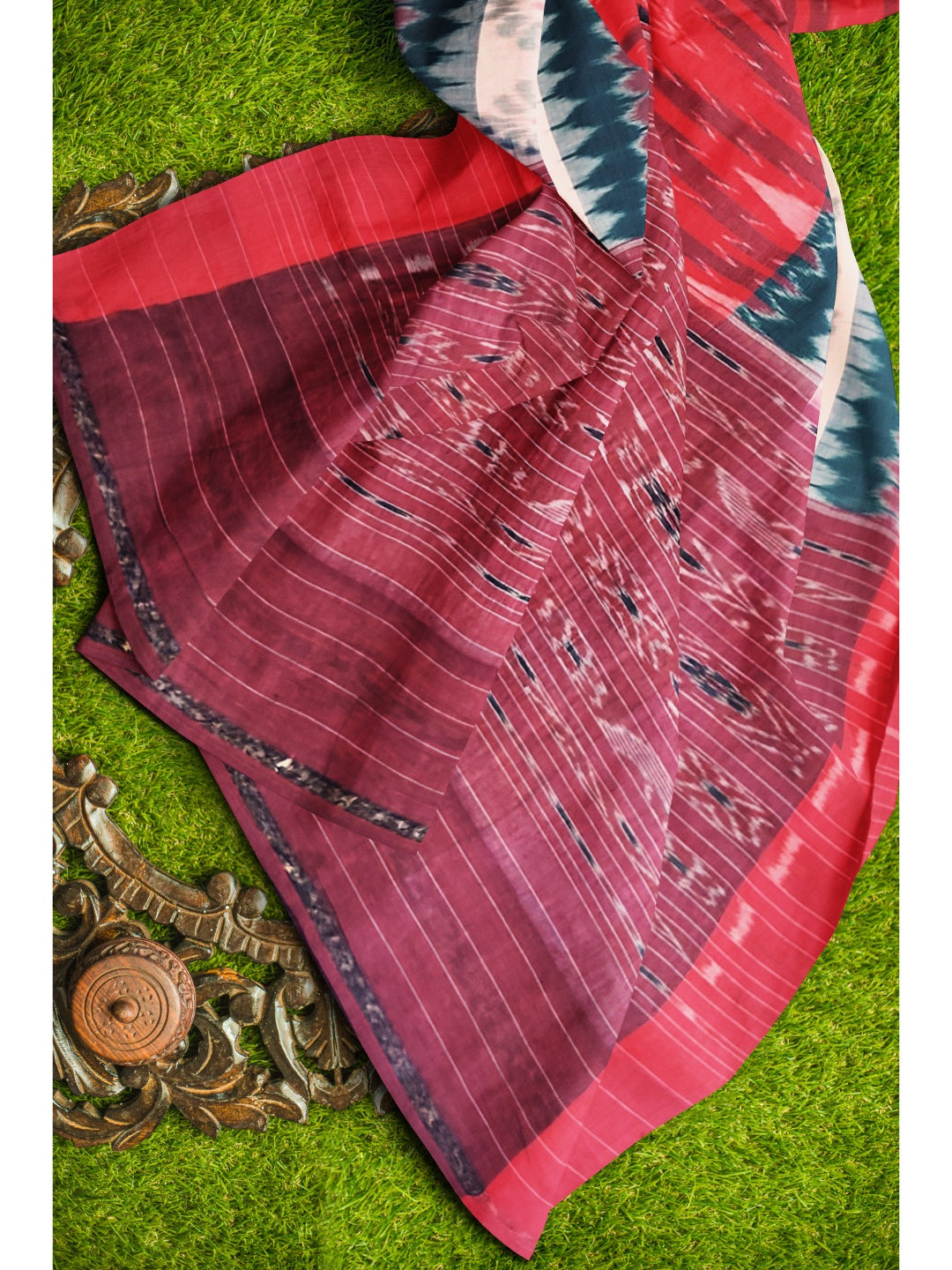 Green white red Cotton Odisha Ikat saree with sambalpuri ikat blouse piece